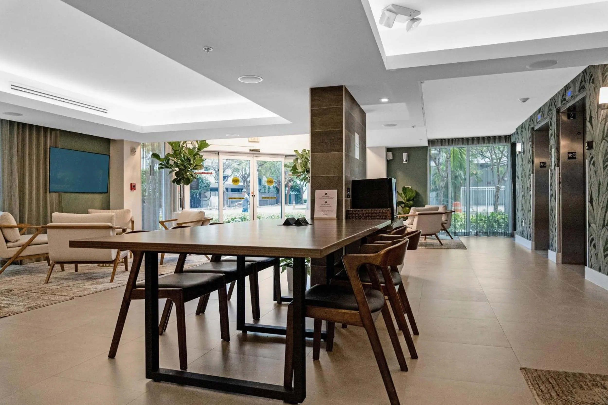 Roami at Habitat Brickell