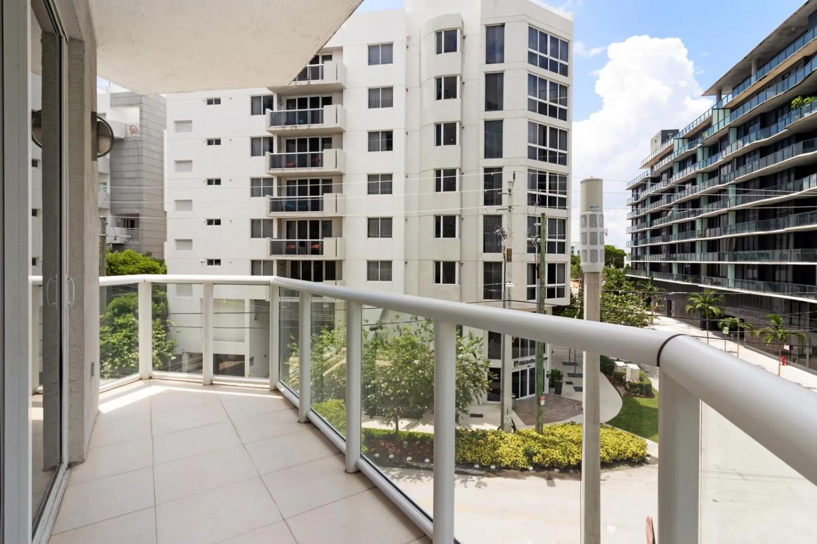 Roami at Habitat Brickell