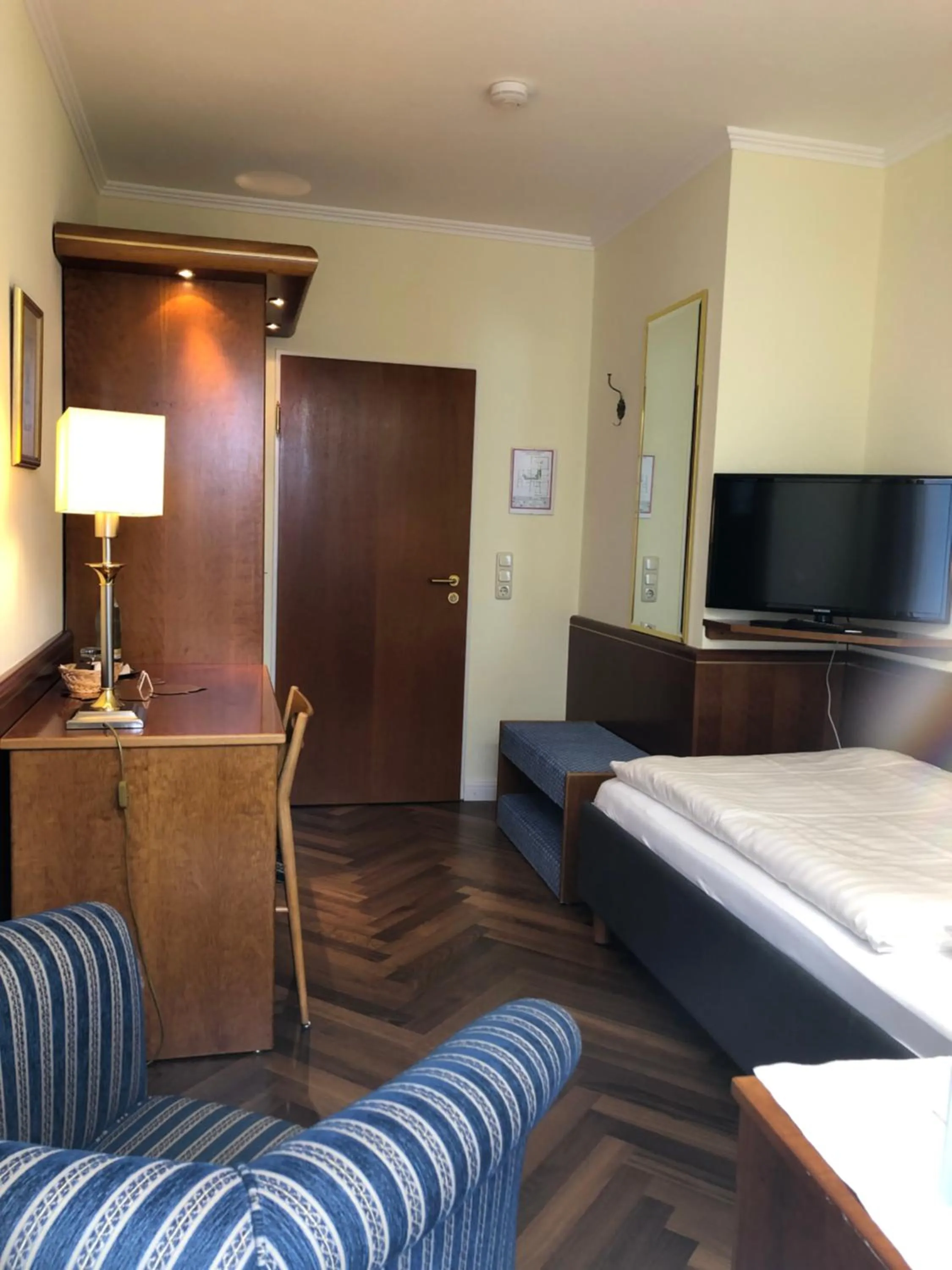 Photo of the whole room, Bed in Hotel Scherf