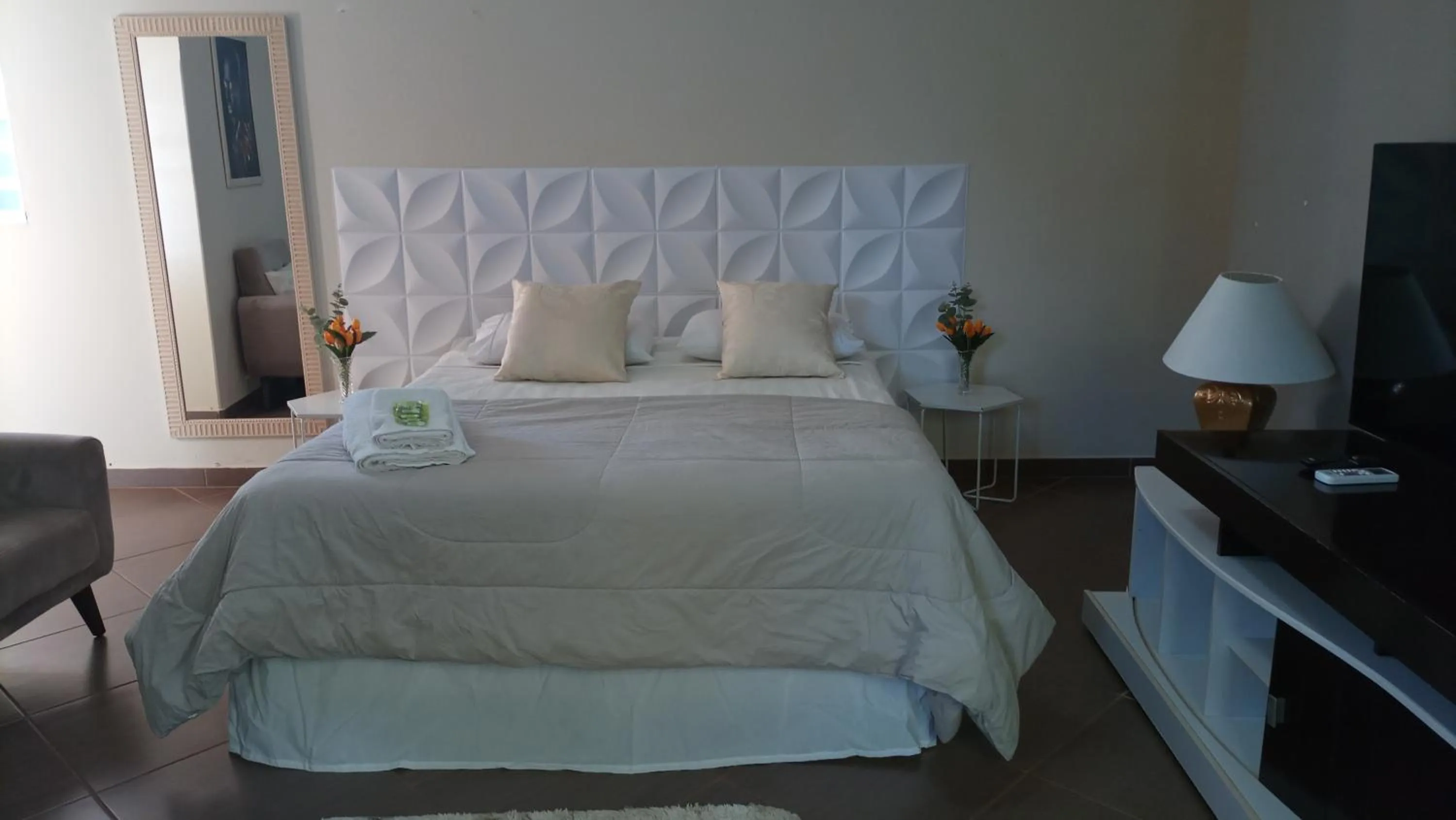 Bed in Biomas Hotel