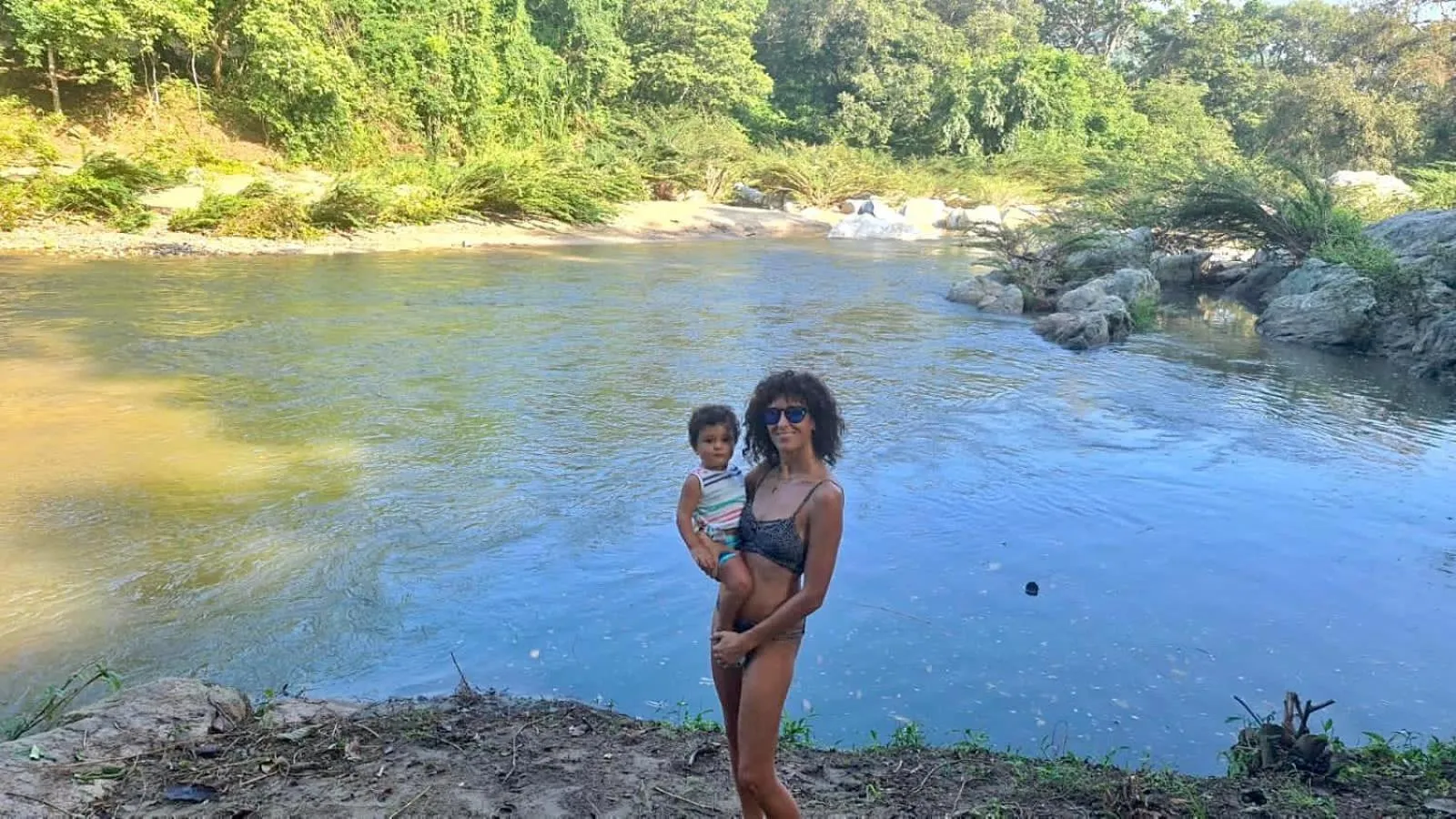 group of guests in Senda Koguiwa