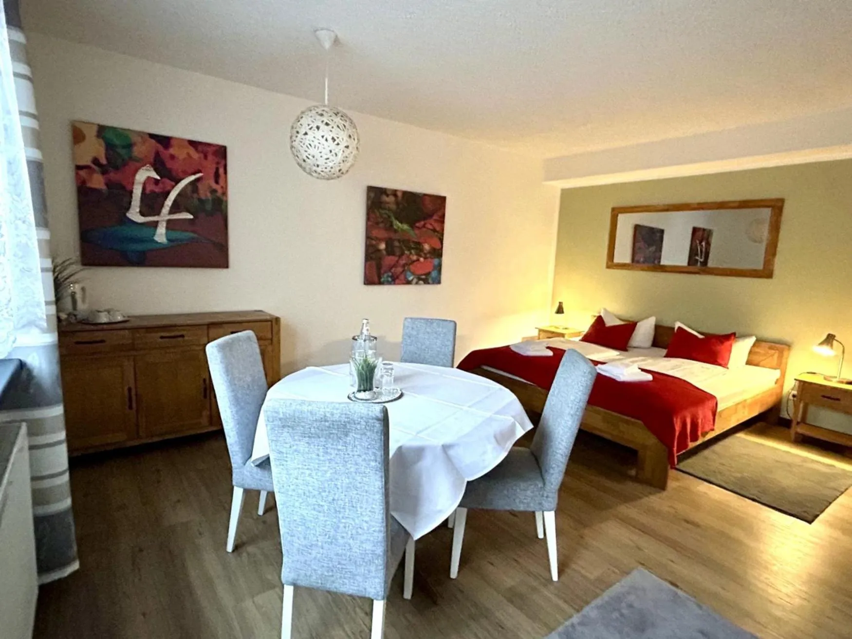 Bed in Bestwaner Hotel