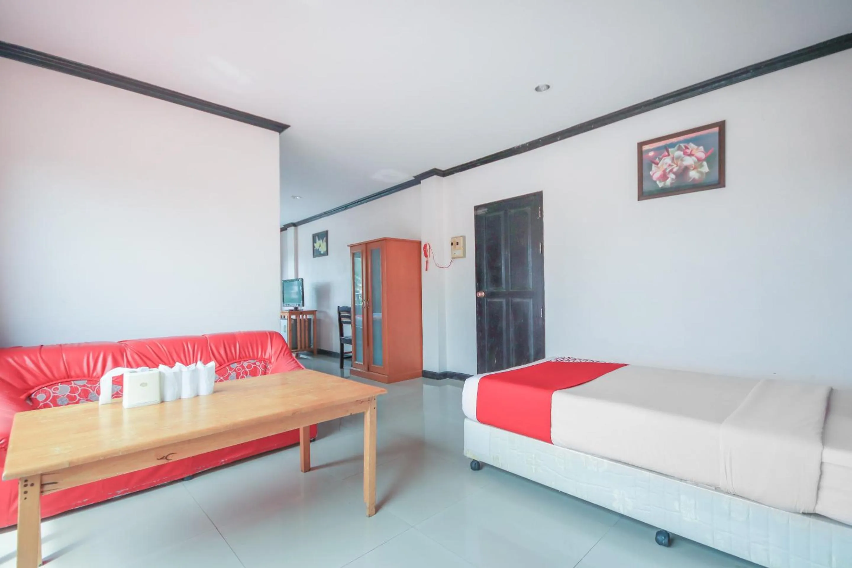 Bedroom in Prickhom Garden Hotel