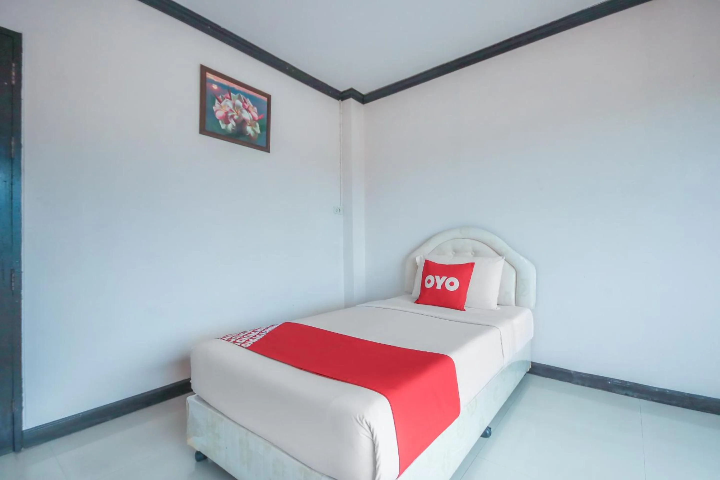 Bedroom in Prickhom Garden Hotel