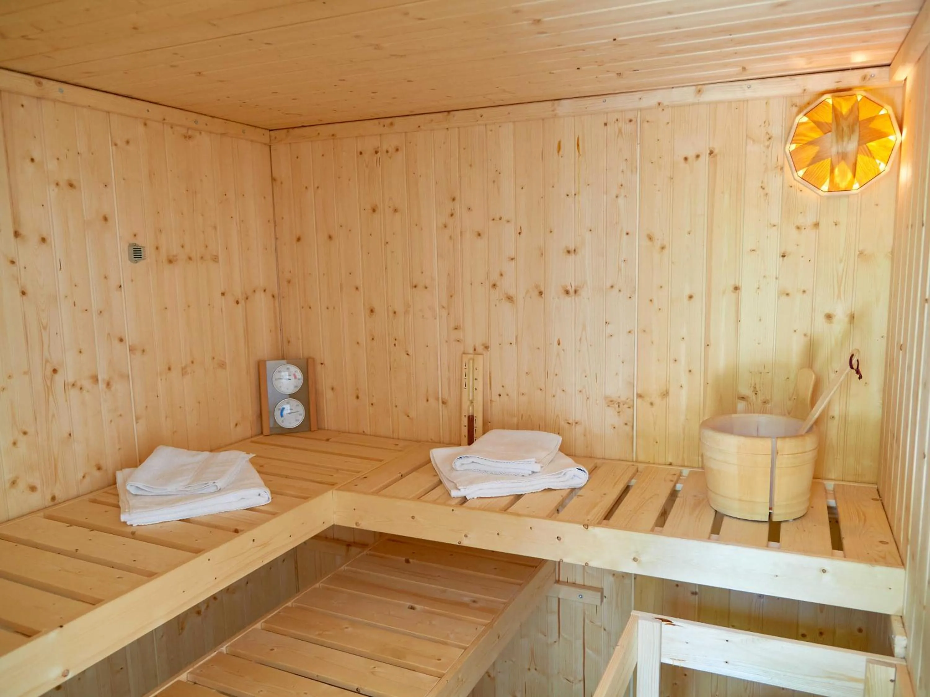 Ferienhaus Klünderberg in Binz mit Kamin, Terrasse, Strandkorb