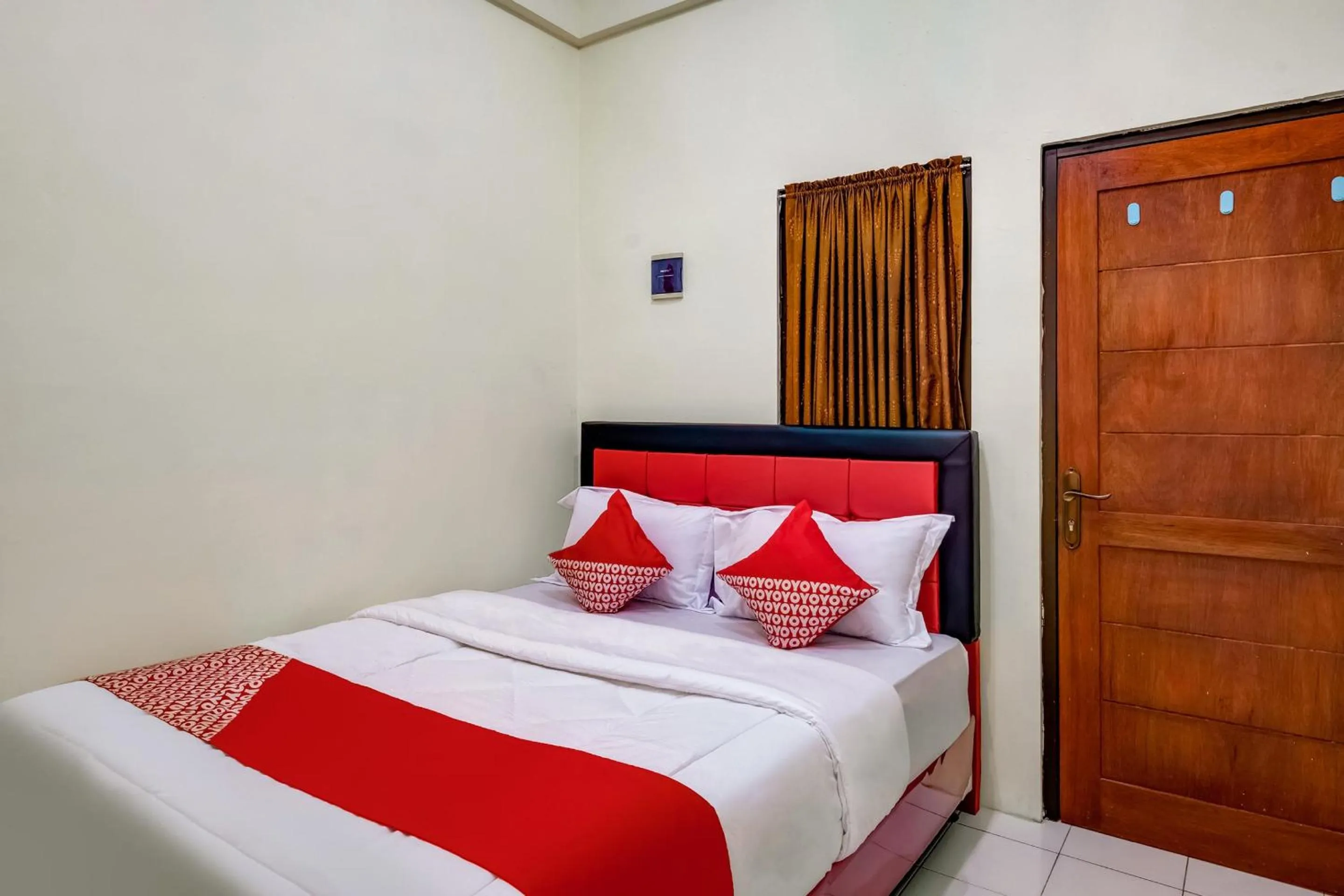 Bedroom, Bed in Hotel O Graha Hsc Syariah