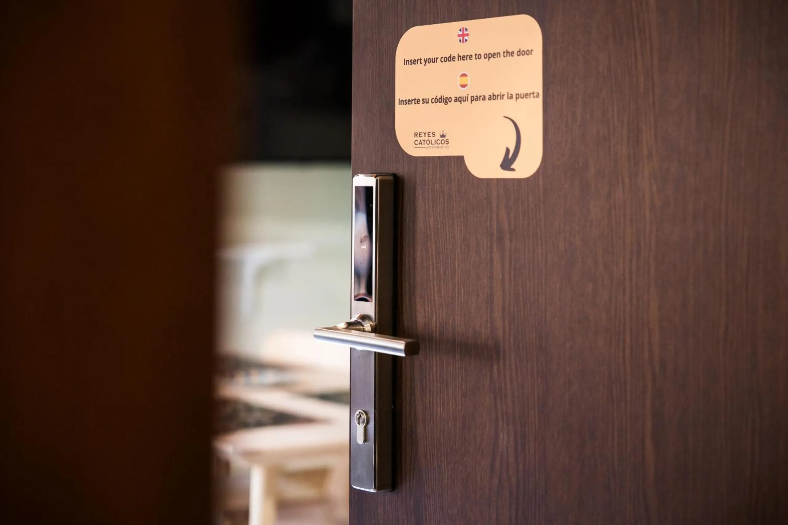 Decorative detail in Apartamentos Reyes Católicos