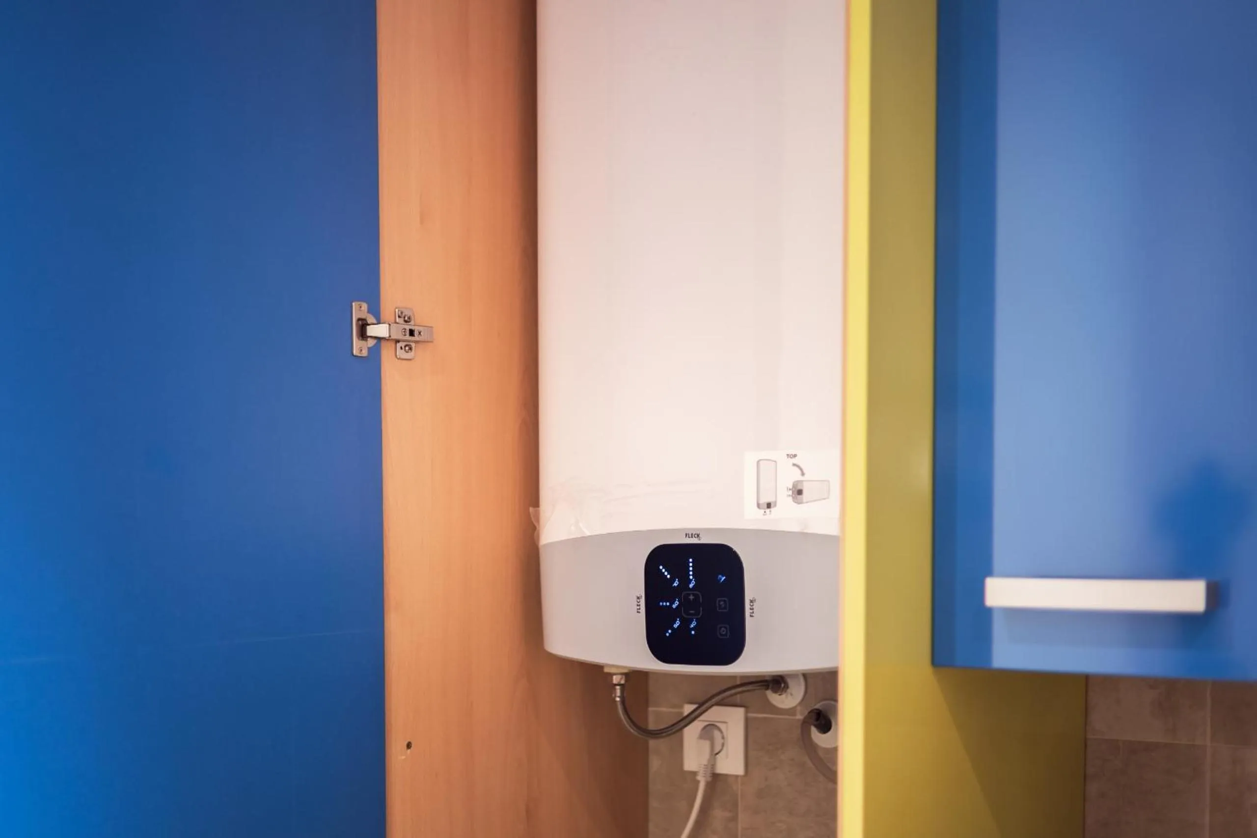 Decorative detail in Apartamentos Reyes Católicos