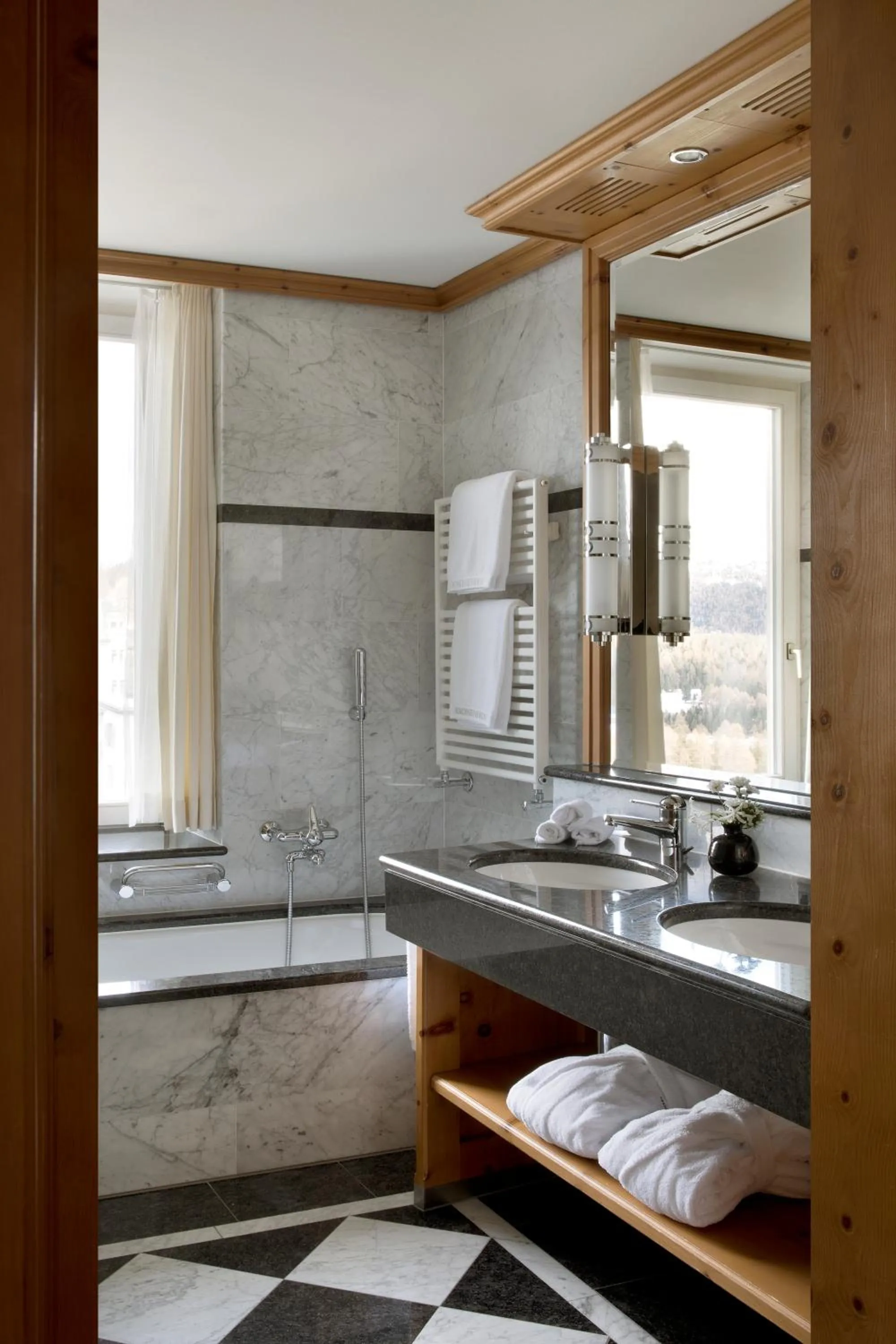 Bathroom in Grand Hotel Kronenhof