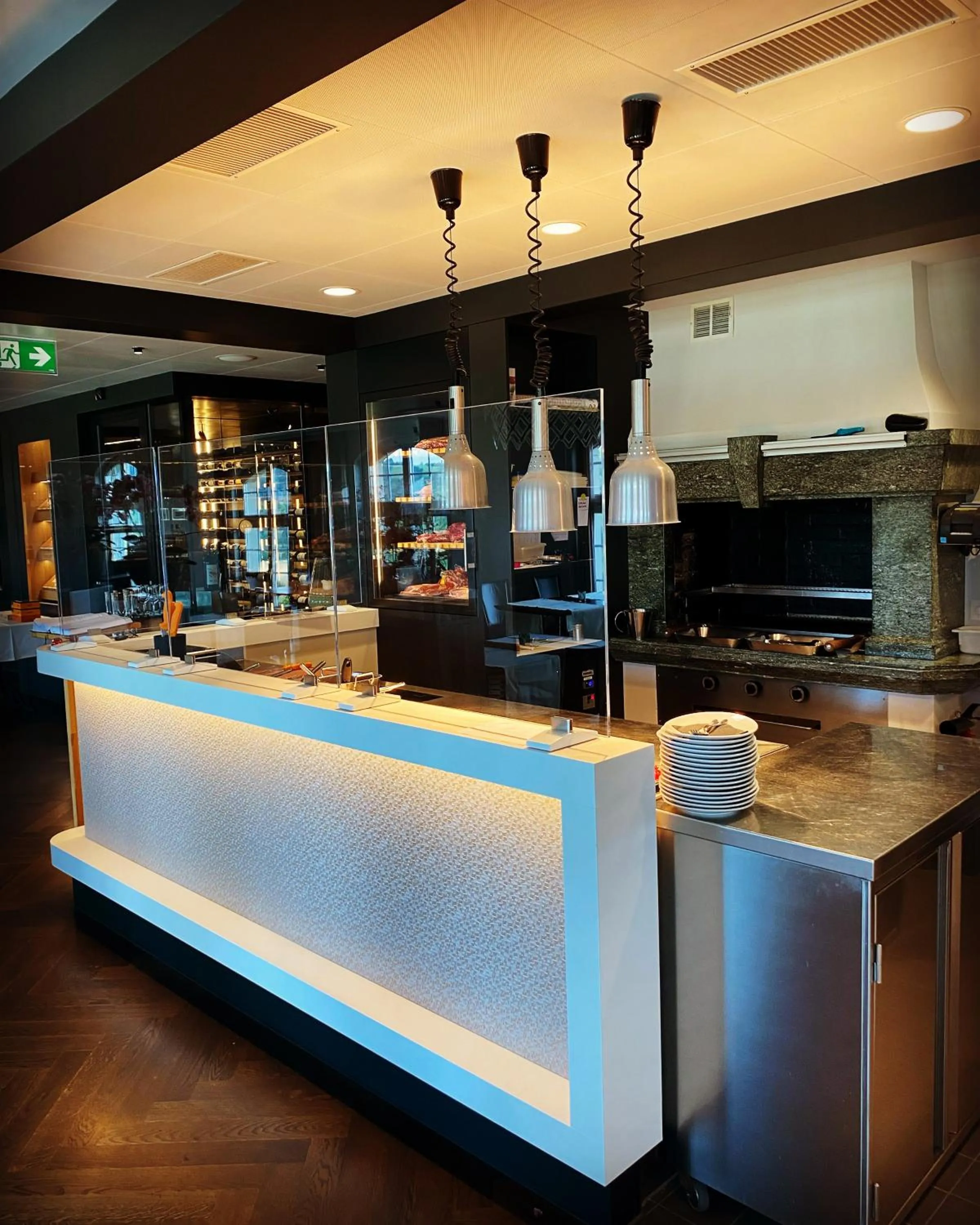 Restaurant/places to eat in Klein Rigi