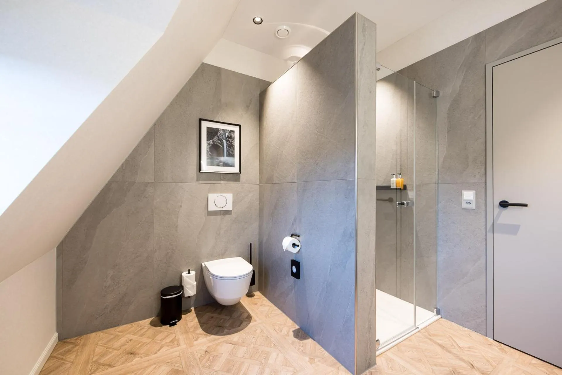 Shower in Klein Rigi