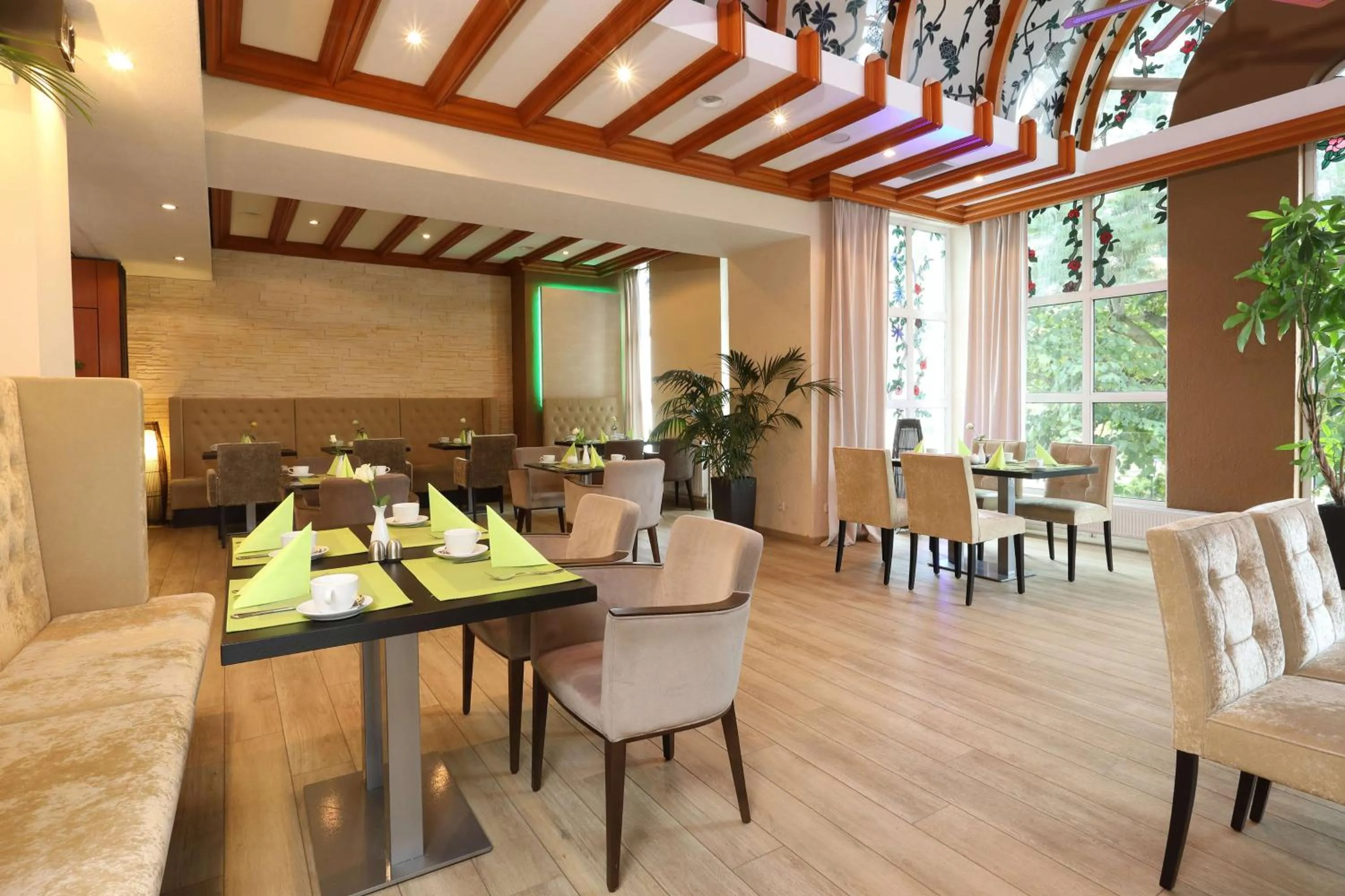 Breakfast in Best Western Hotel Rosenau