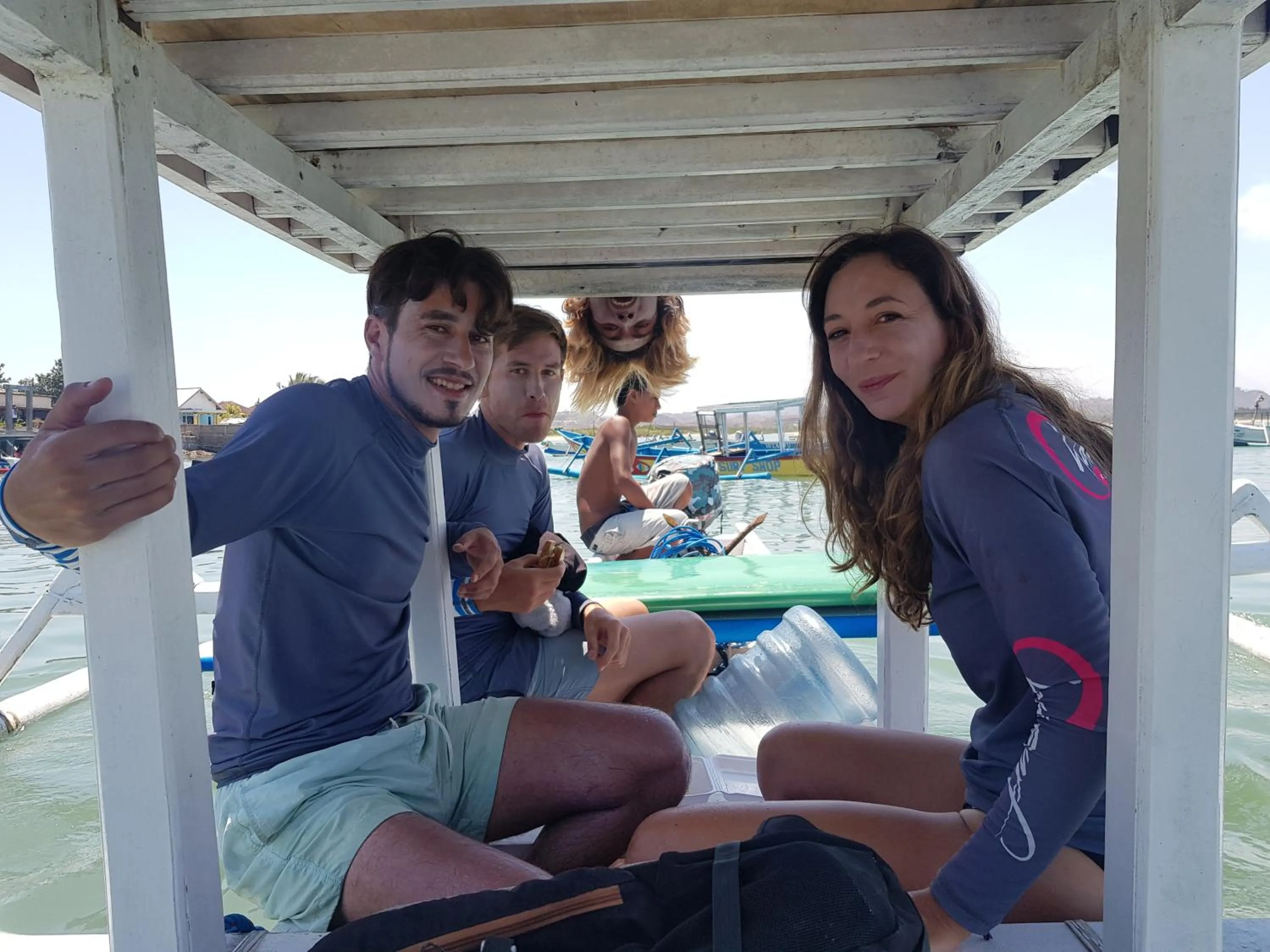 Tropical Sunday Bungalow - Surf And Stay