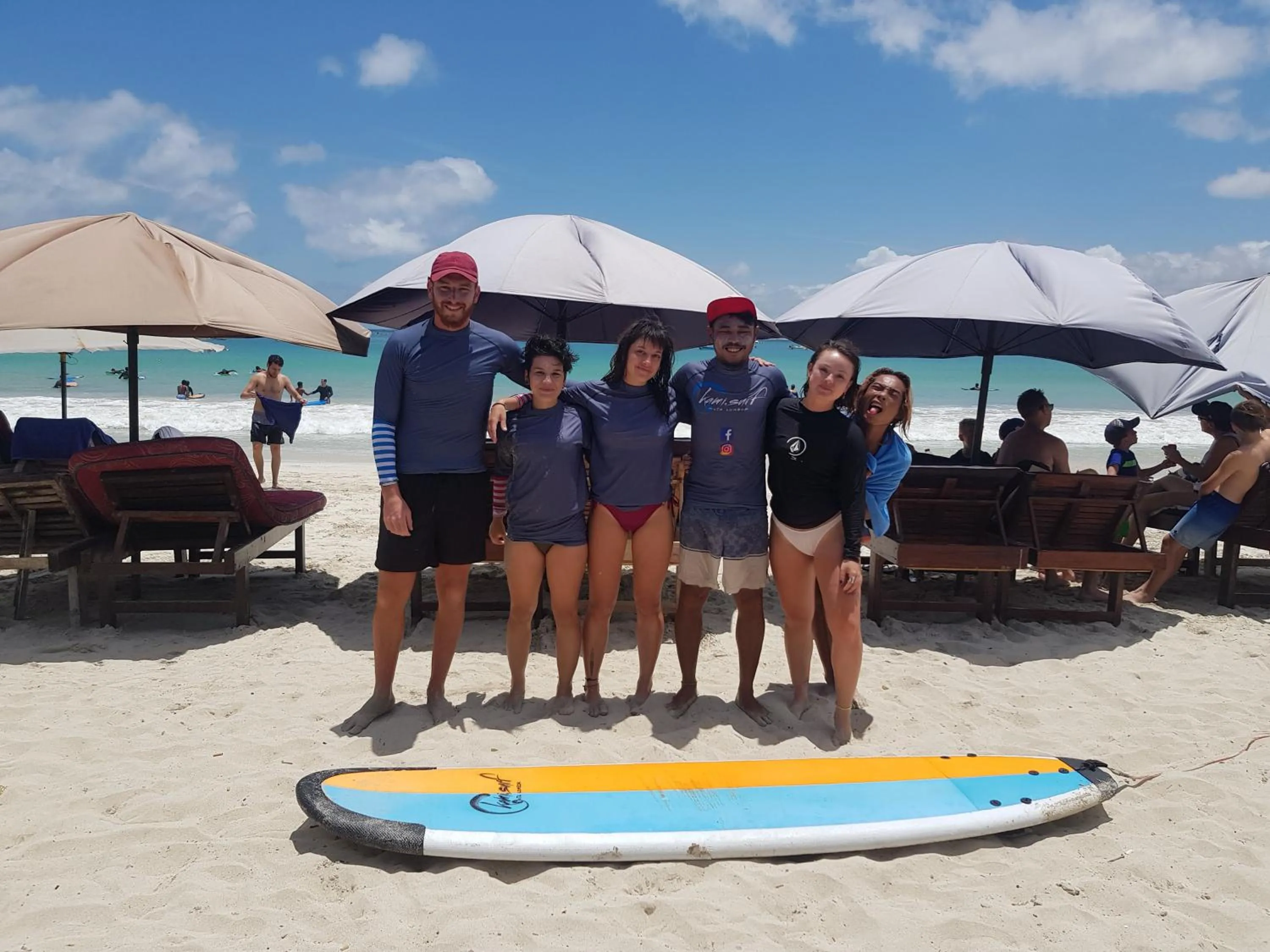 Tropical Sunday Bungalow - Surf And Stay