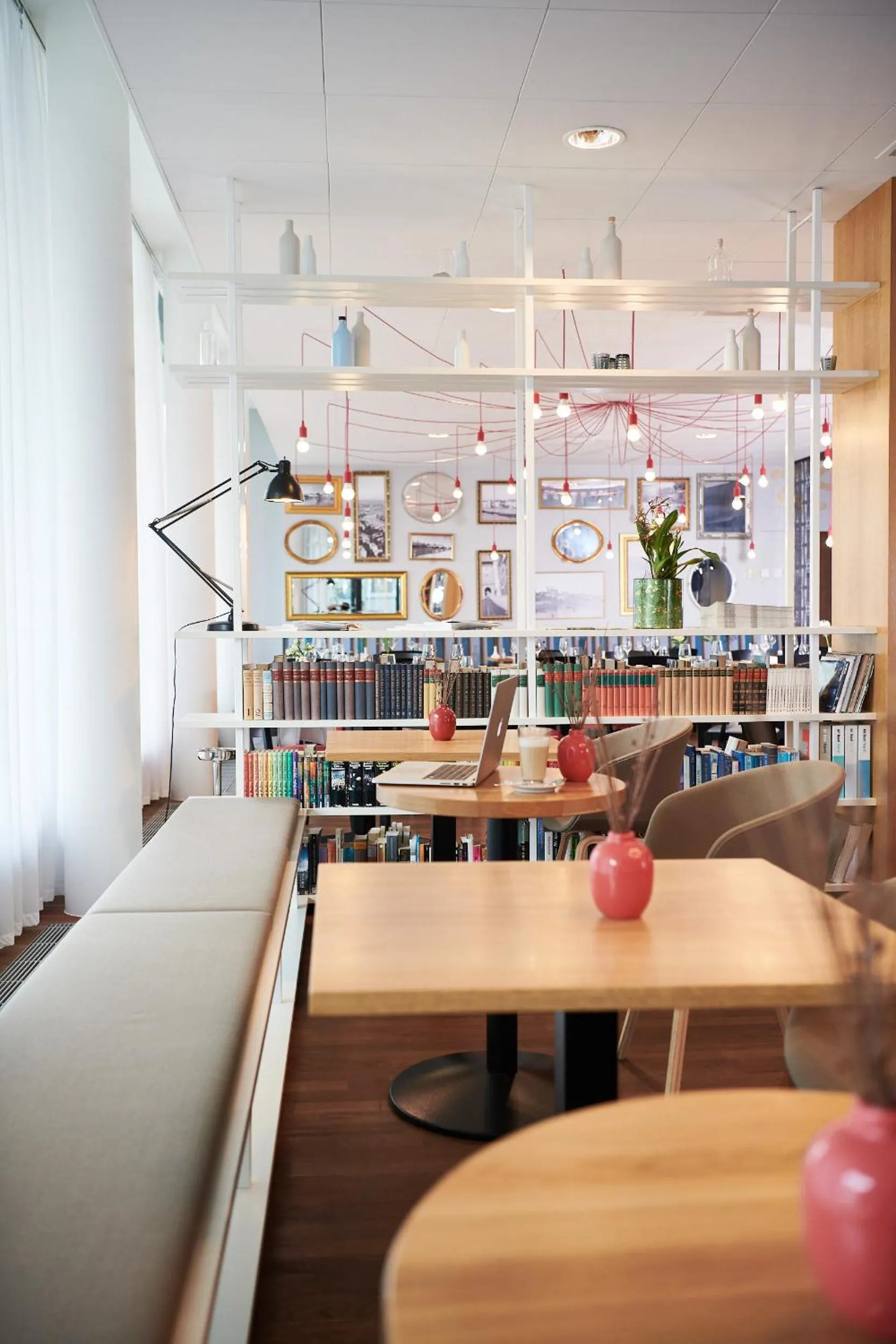 Decorative detail in Essential by Dorint Basel City