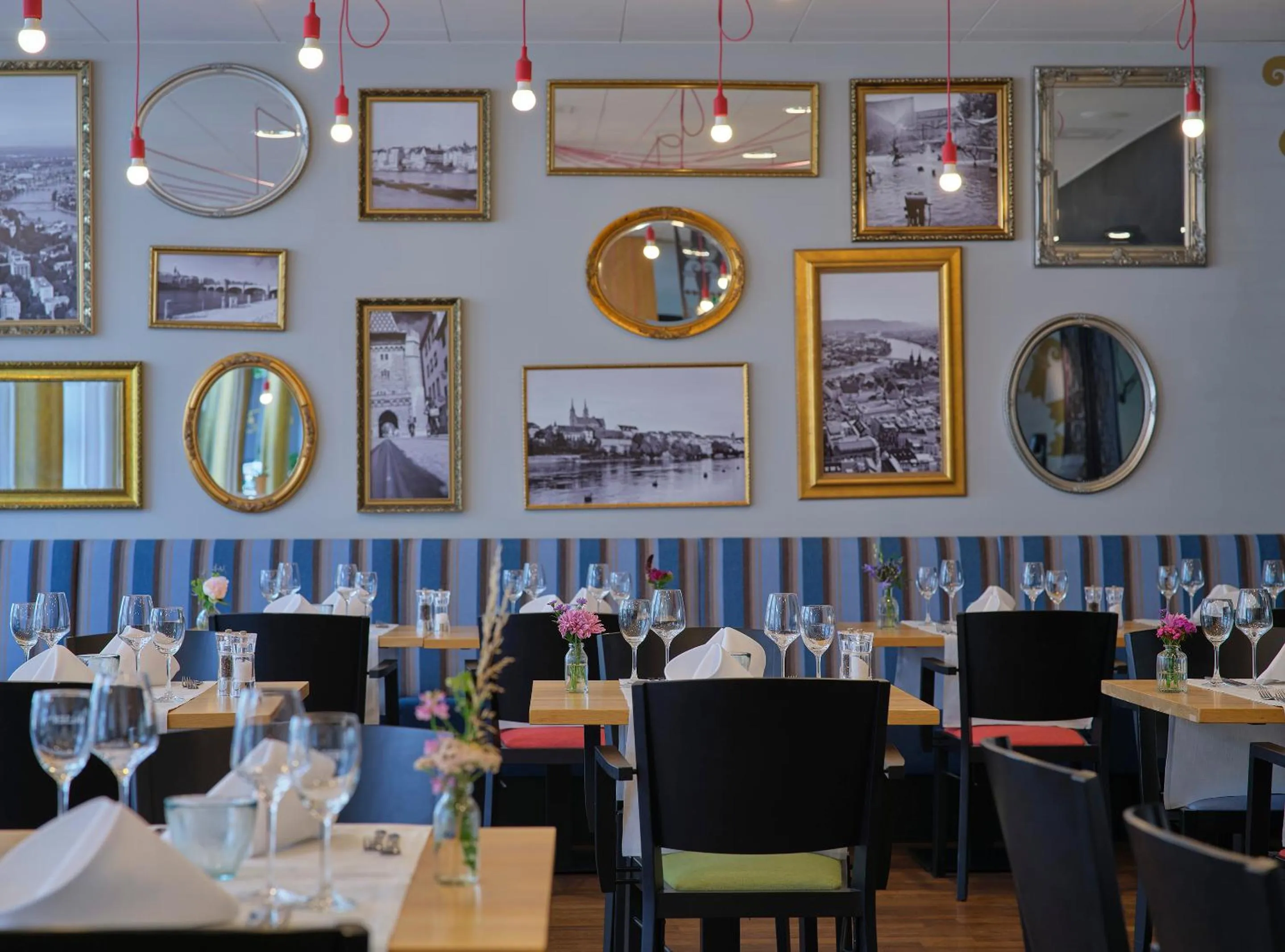 Restaurant/places to eat in Essential by Dorint Basel City