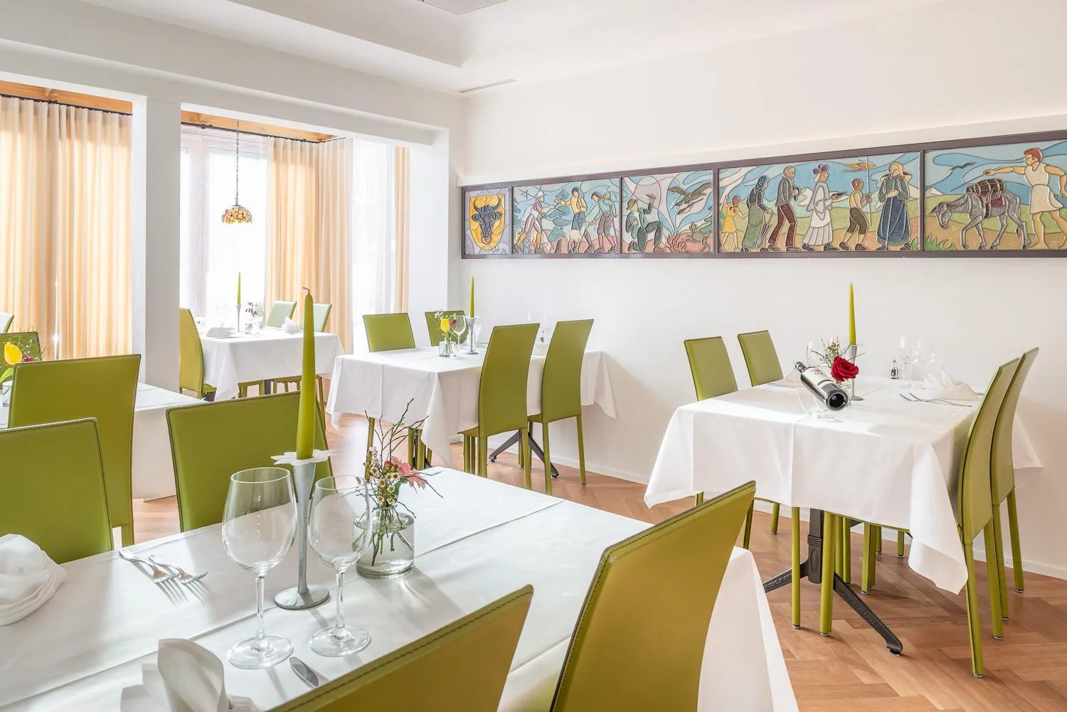 Restaurant/places to eat in Hotel Krüzli - dapi 1914