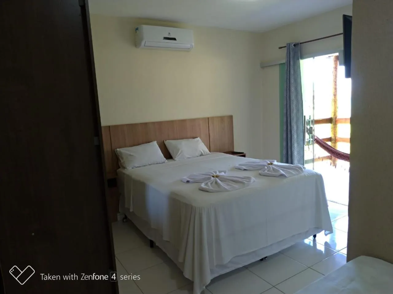 Bed in HOTEL PRAIA DA PAIXÃO