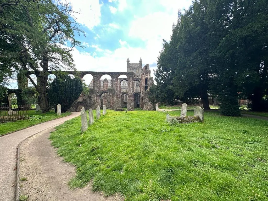 Nearby landmark in Aspire 860