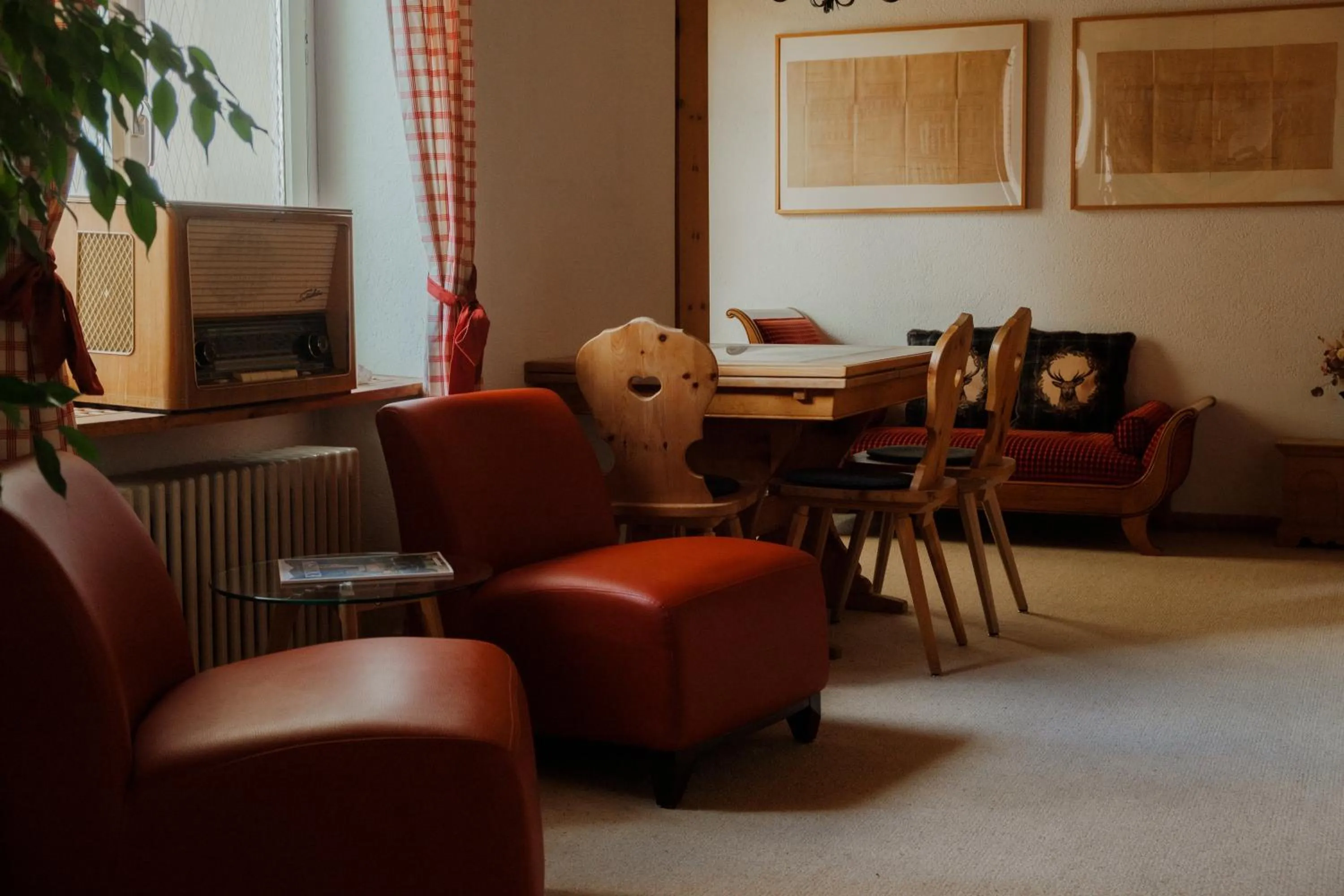 Communal lounge/ TV room in Hotel Bernina