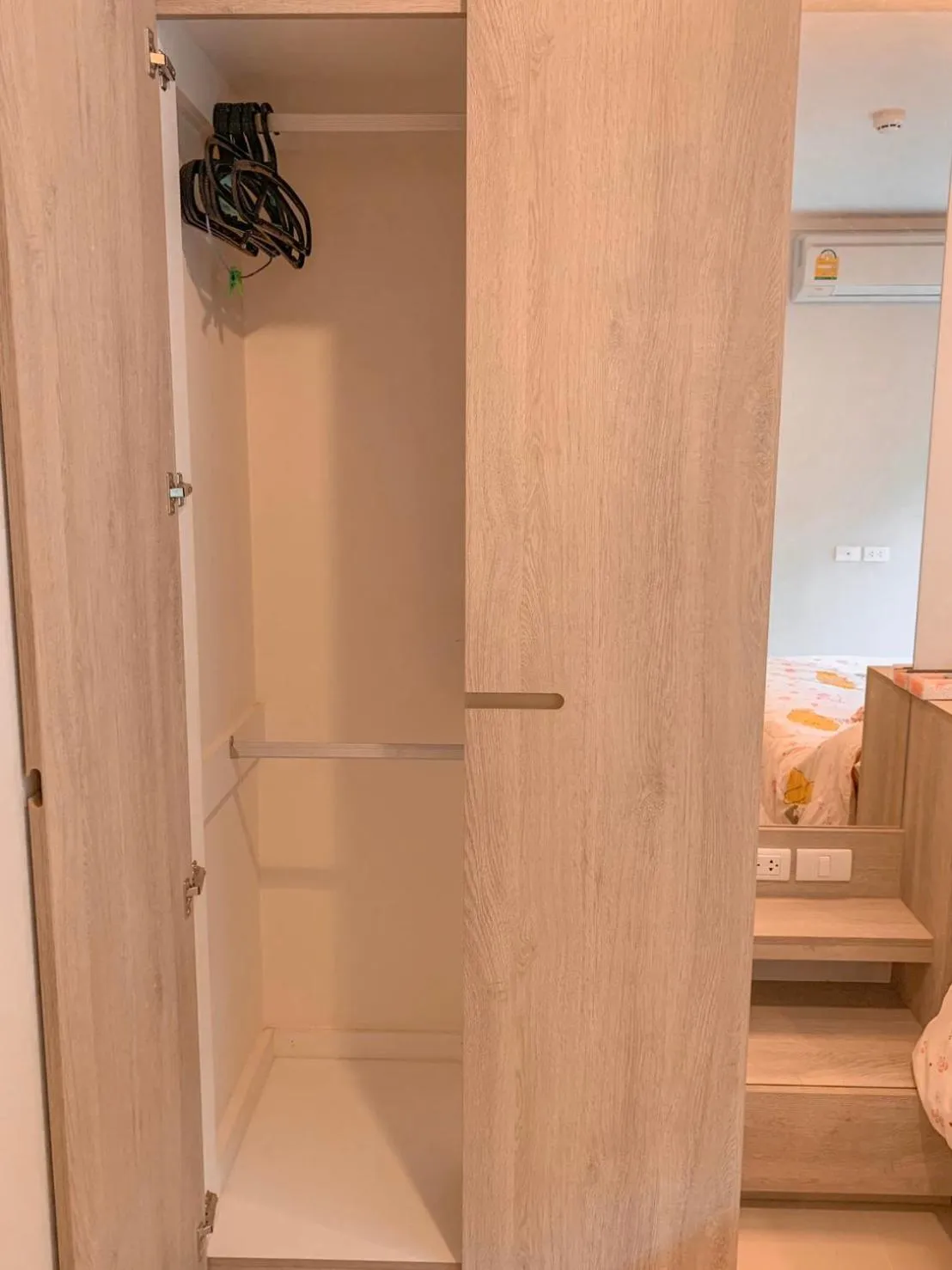 Bedroom in lumpini park beach