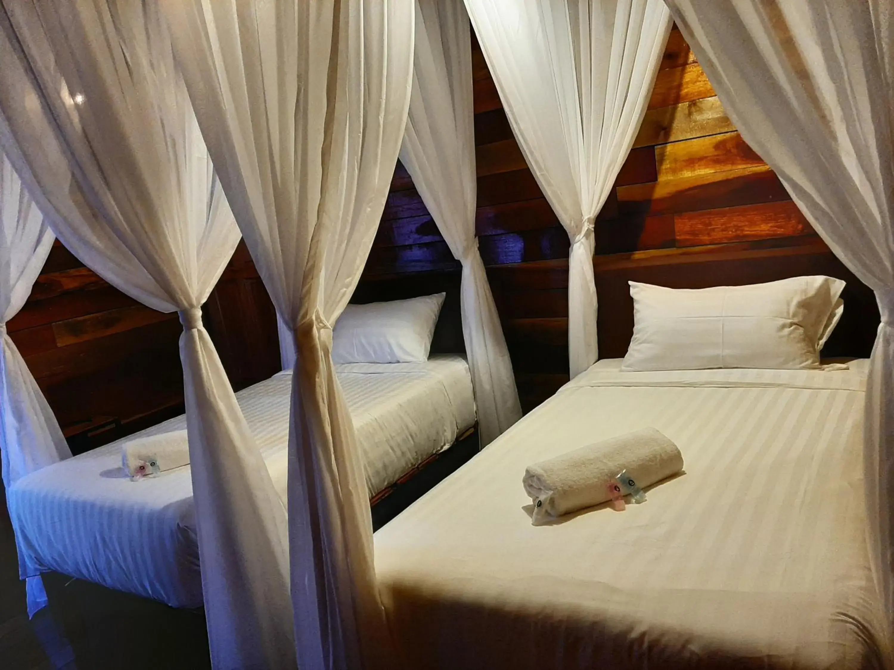 Standard Twin Room with Mountain View in Utan Teluk Nipah Standard Twin Room with Mountain View in Utan Teluk Nipah