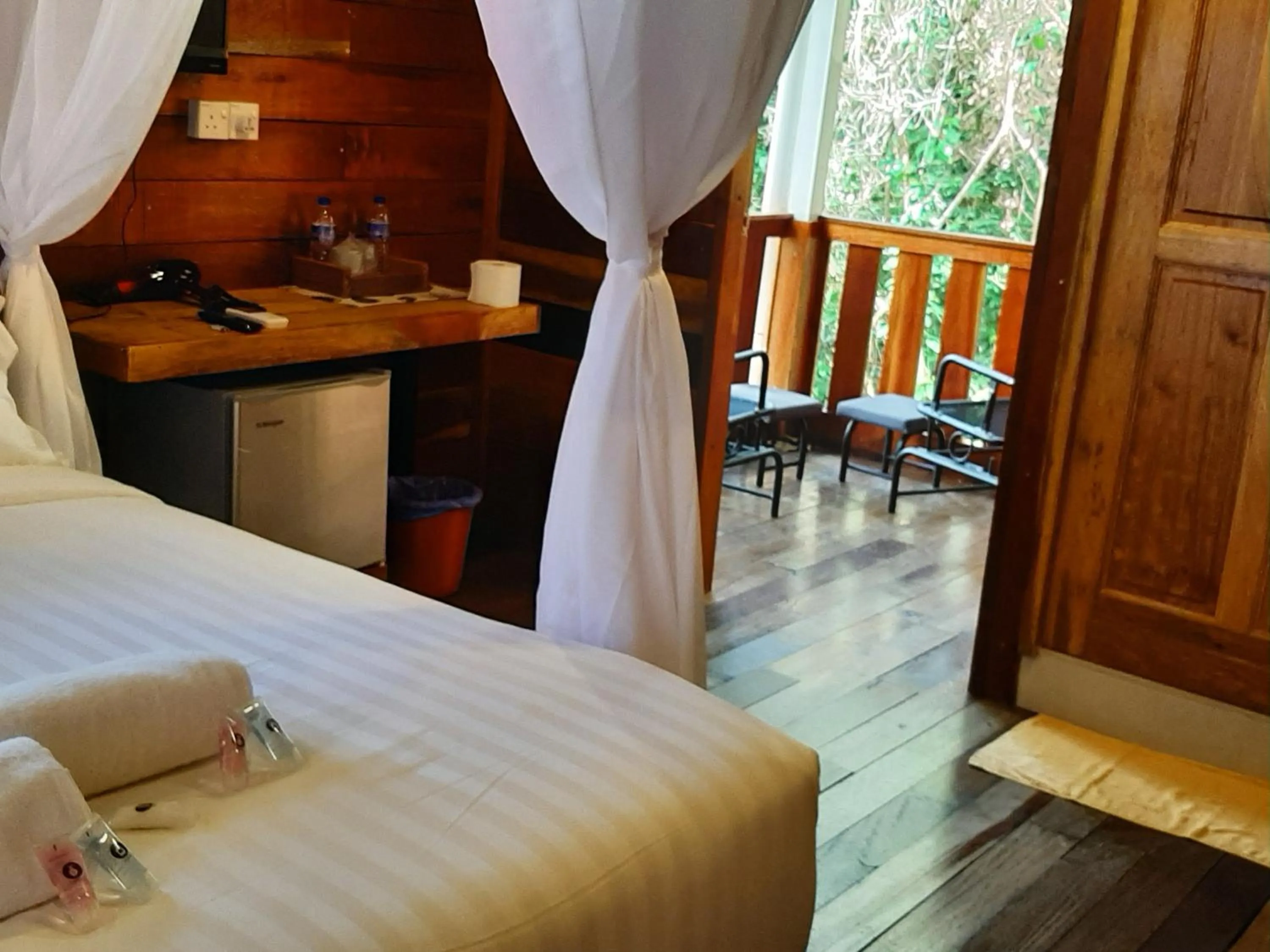 Bed in Utan Teluk Nipah