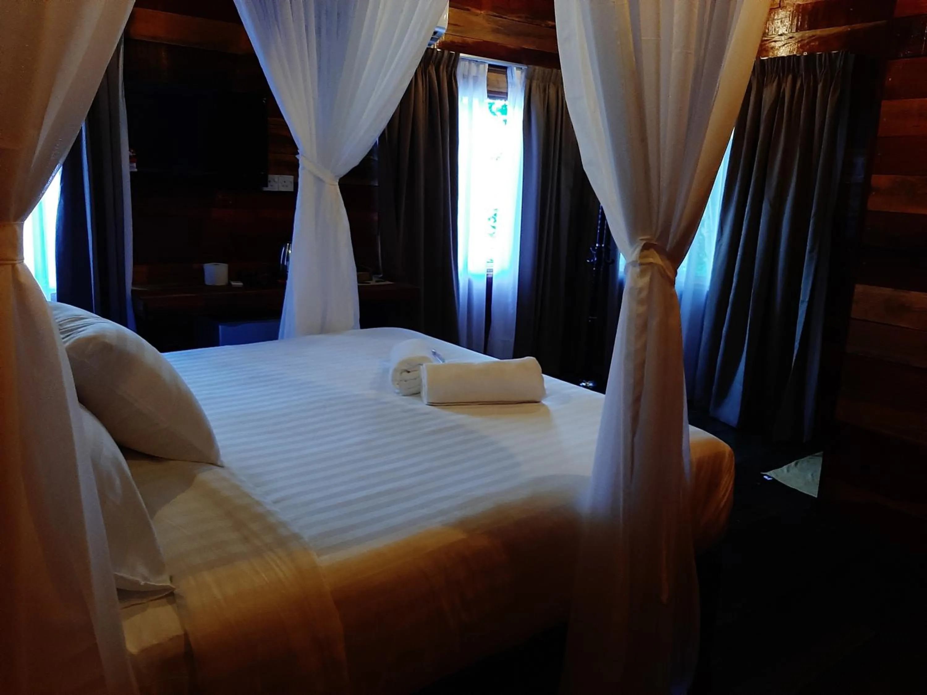 Bed in Utan Teluk Nipah