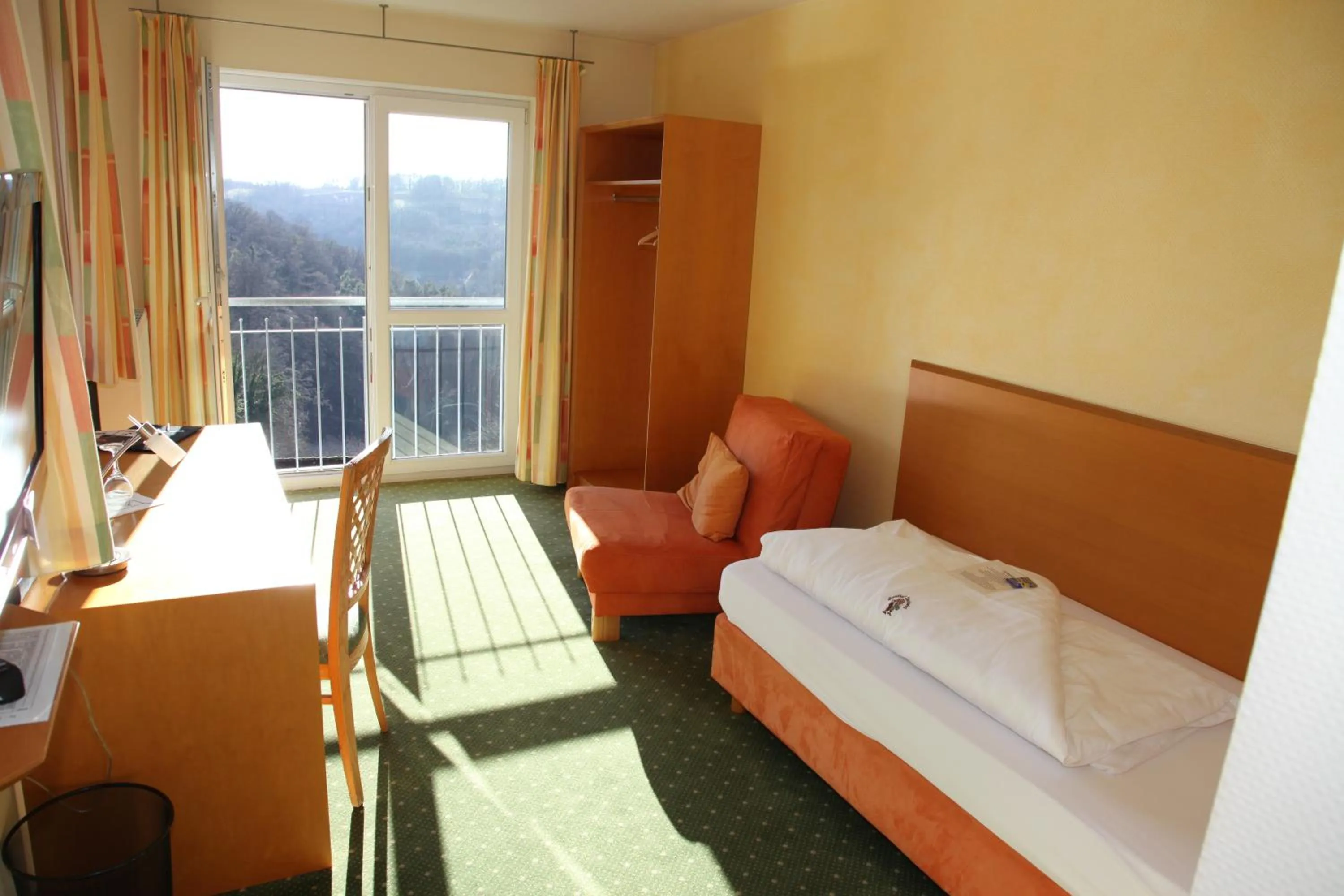 Photo of the whole room, Bed in Berggasthof Hotel Igelwirt