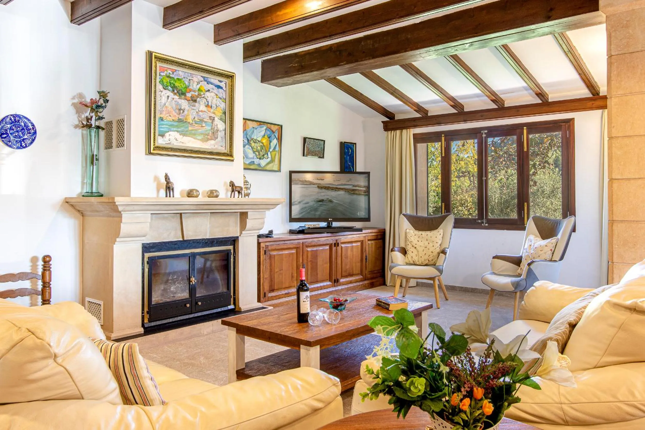 Living room in Family villa can Tomeu By homevillas360