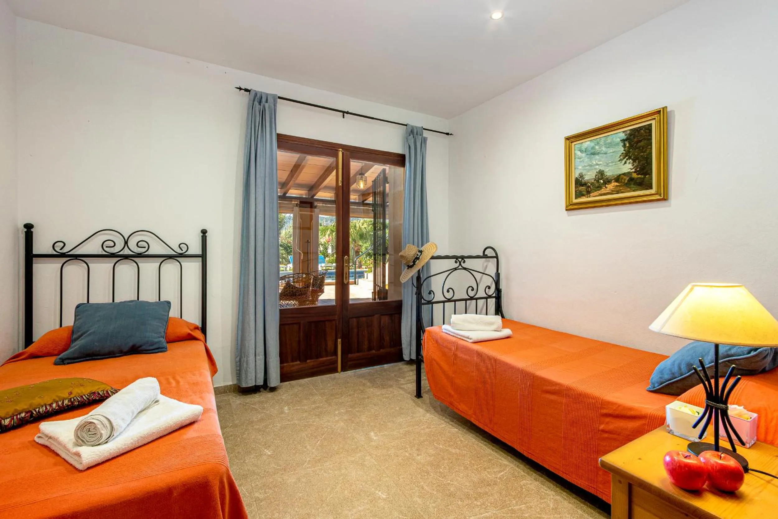 Bedroom, Bed in Family villa can Tomeu By homevillas360