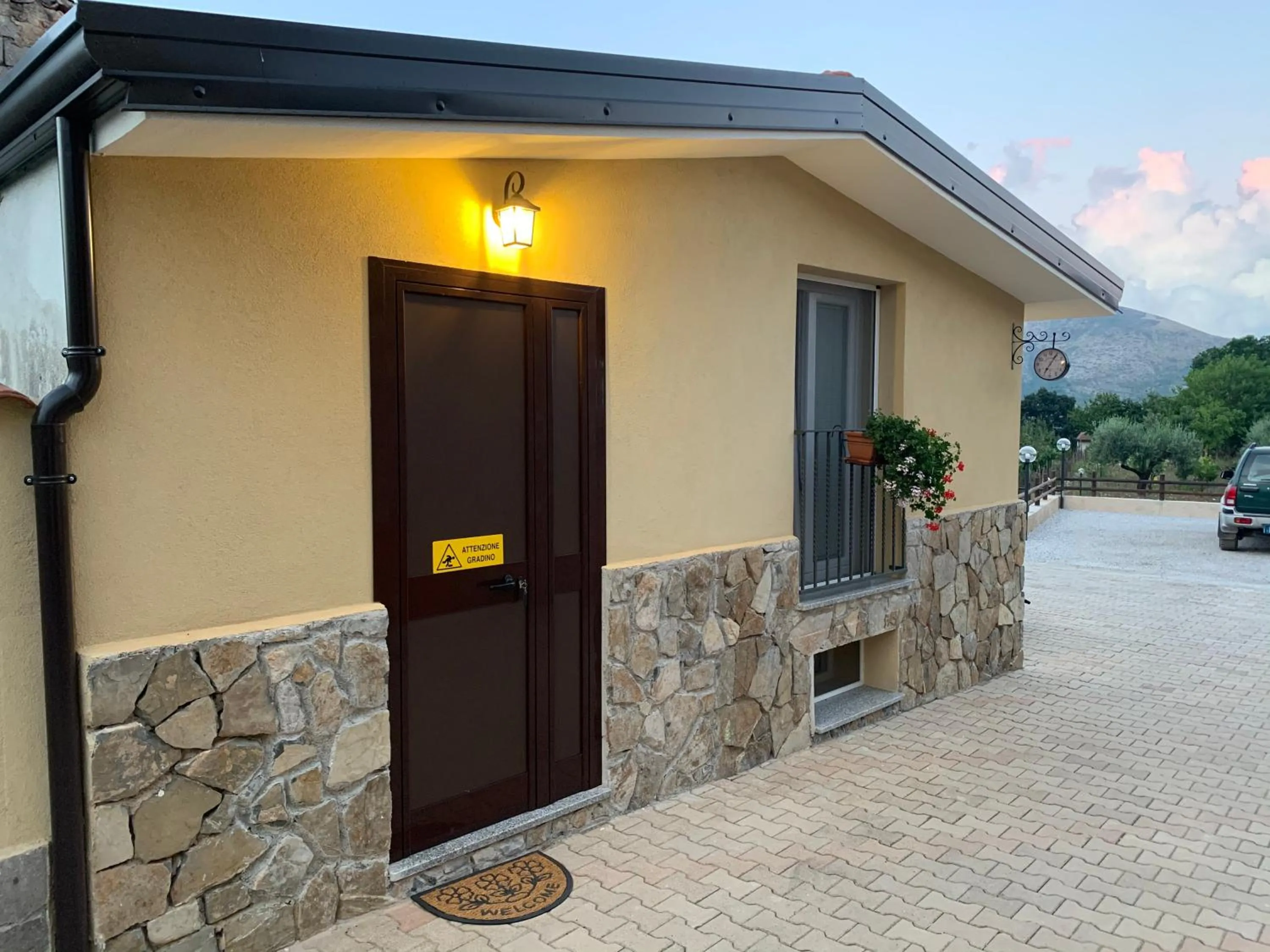 Property building in B&B BUICOVILLE CAMEROTA