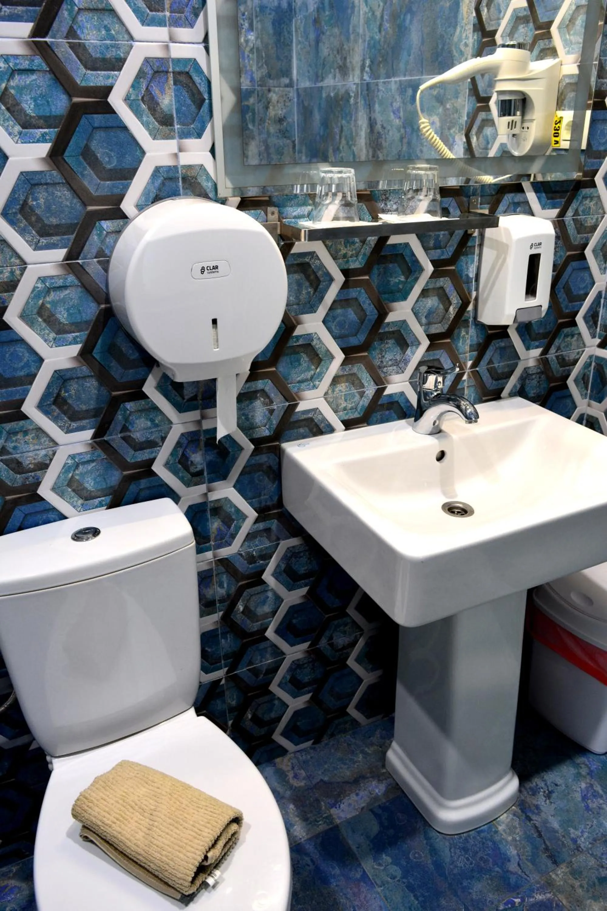 Arizet Boutique Mamaia