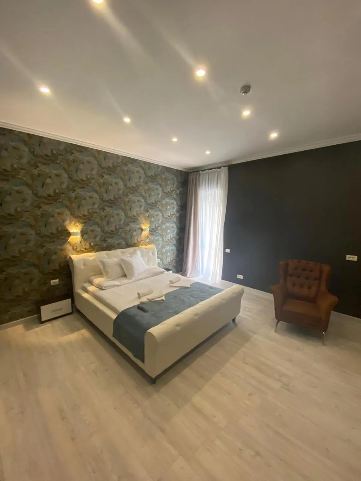 Bed in Arizet Boutique Mamaia