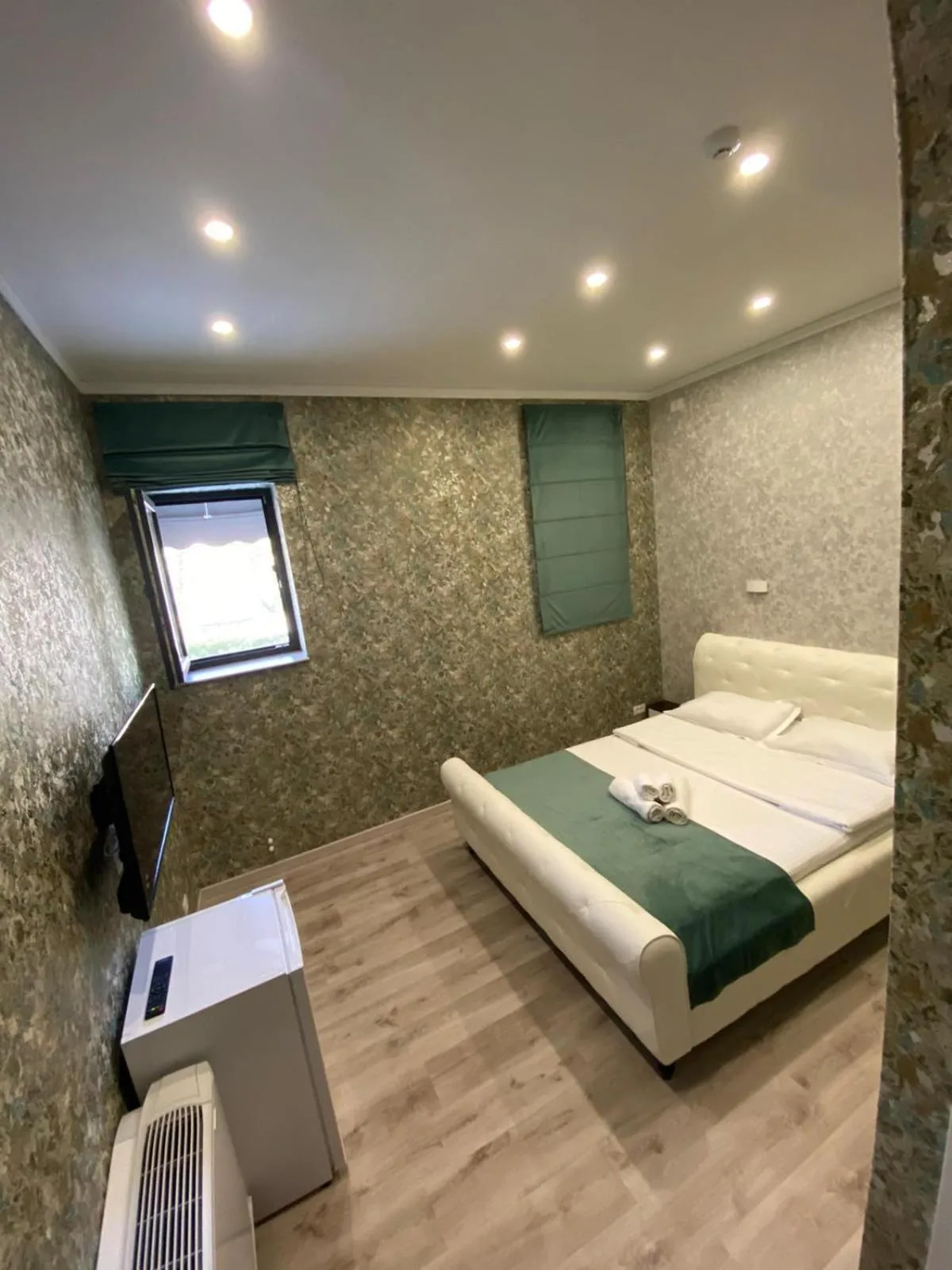 Bed in Arizet Boutique Mamaia