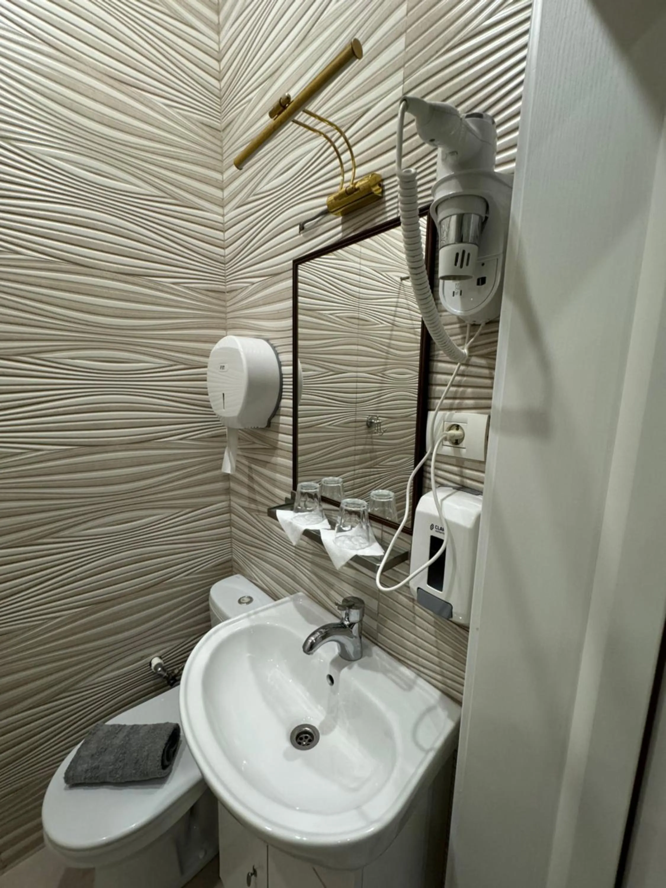 Arizet Boutique Mamaia