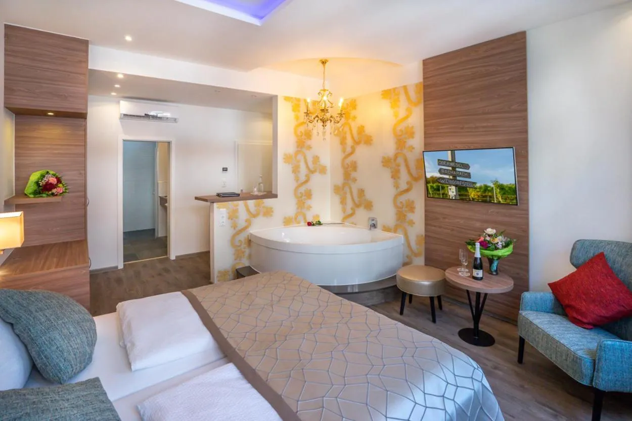 Bed in Hotel am Markt Bacharach