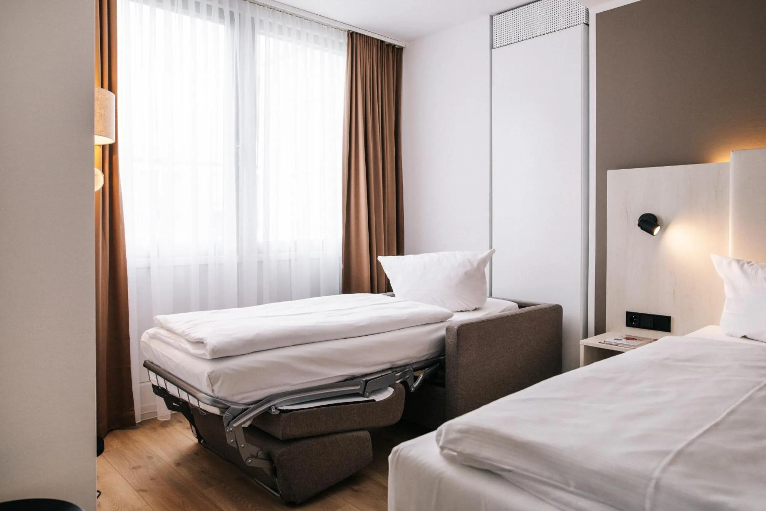 Bed in Kongresshotel Potsdam am Templiner See