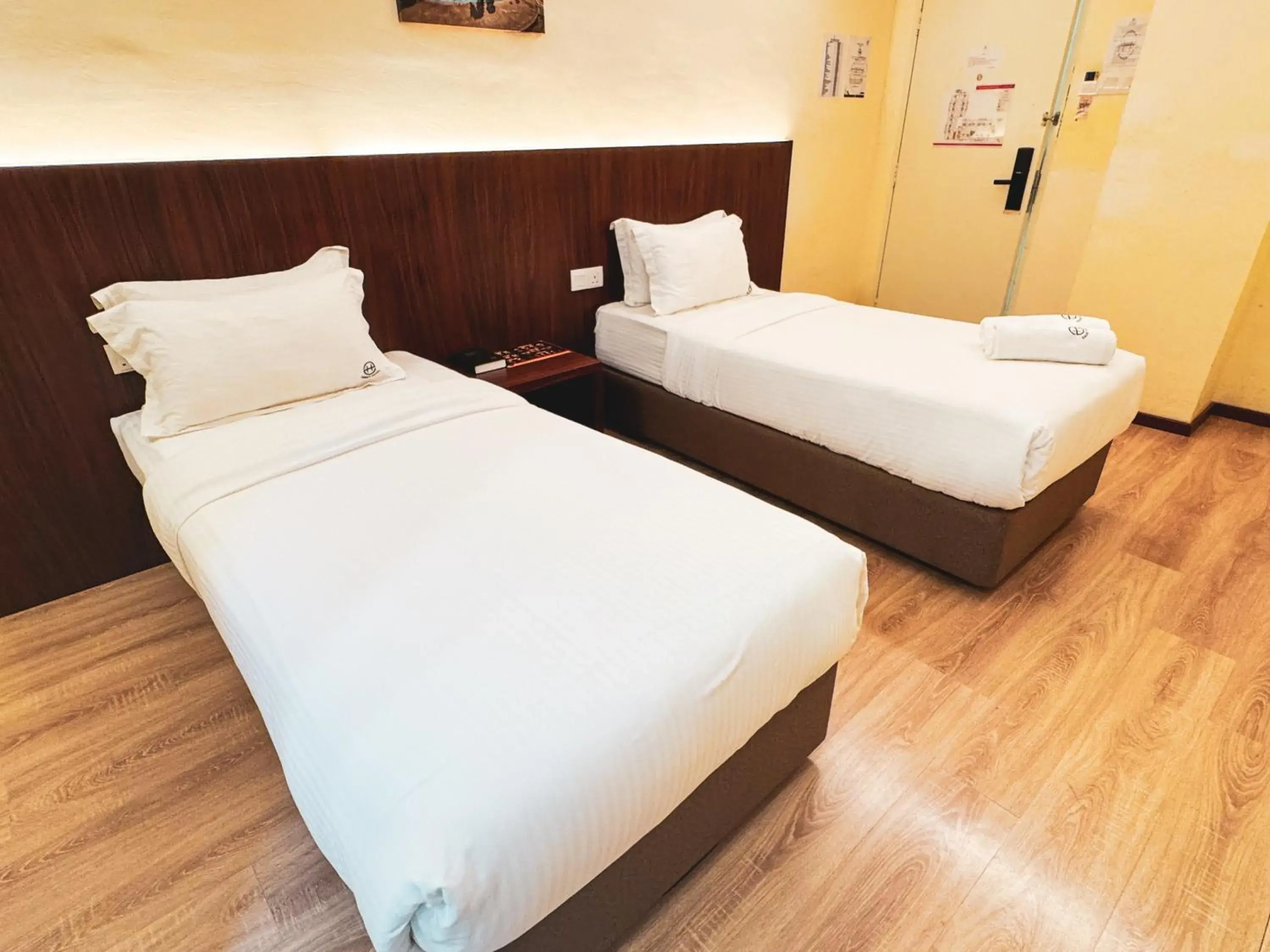 Small Double or Twin Room in Emart Hotel (Riam) Small Double or Twin Room in Emart Hotel (Riam)