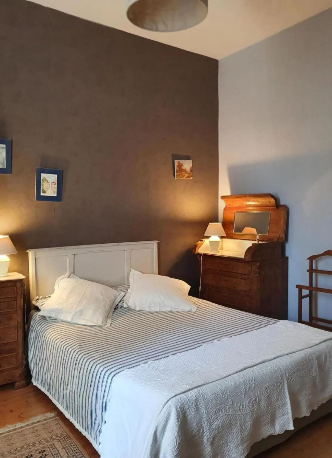 Bedroom, Bed in Chambres d'hôtes La Hourqueyre