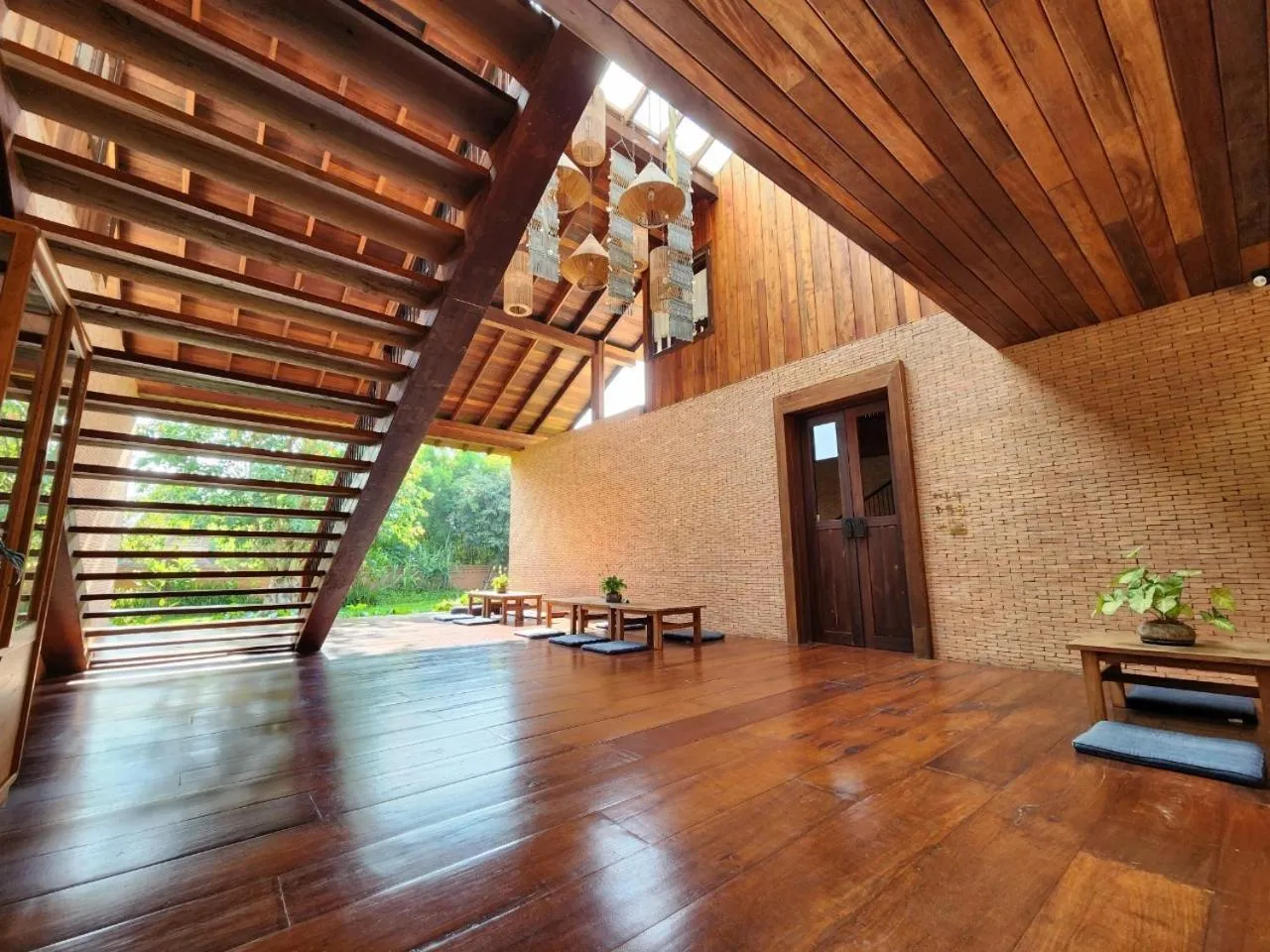 Lobby or reception in Athita The Hidden Court Chiang Saen Boutique Hotel