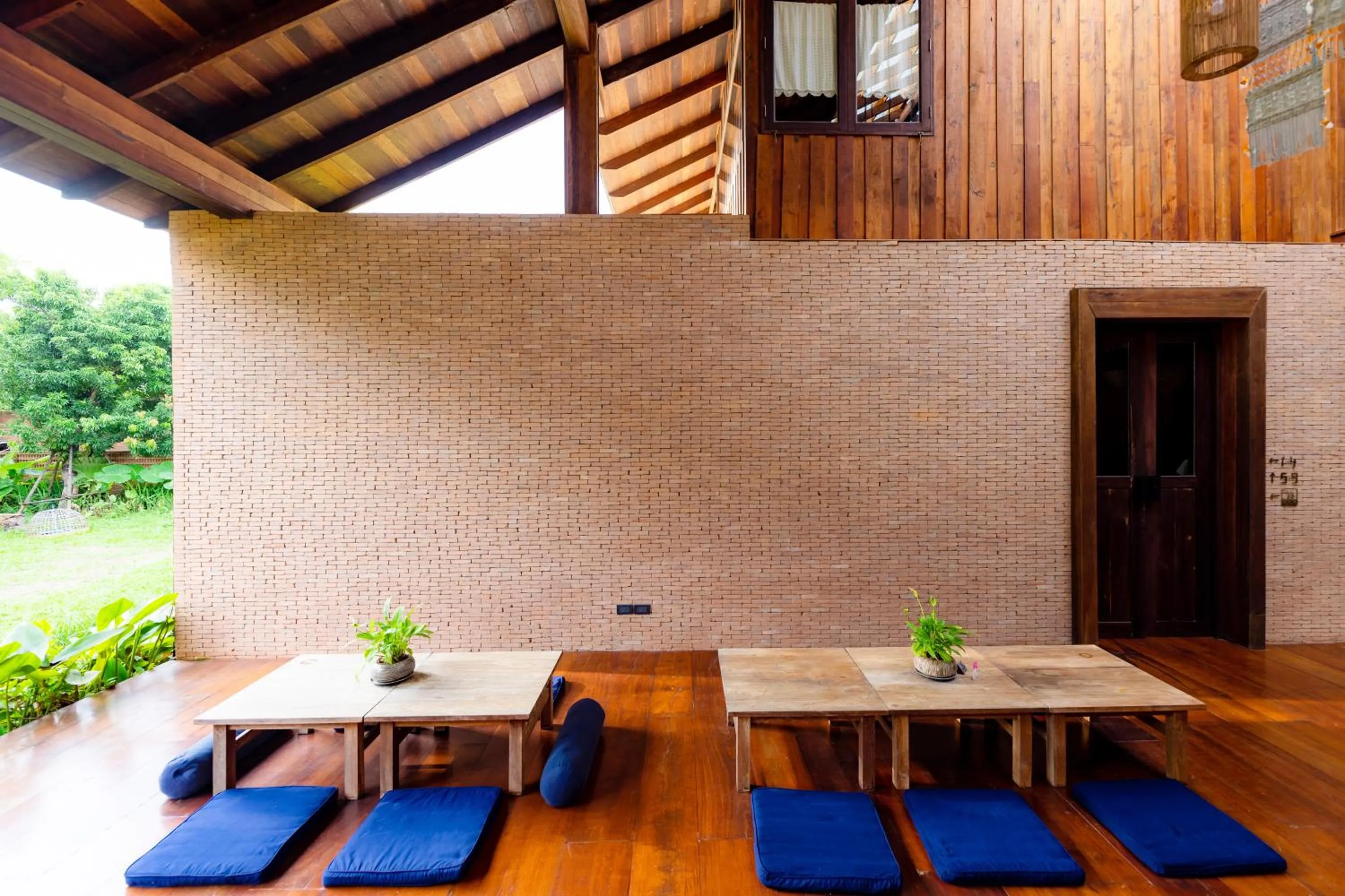 Lobby or reception in Athita The Hidden Court Chiang Saen Boutique Hotel