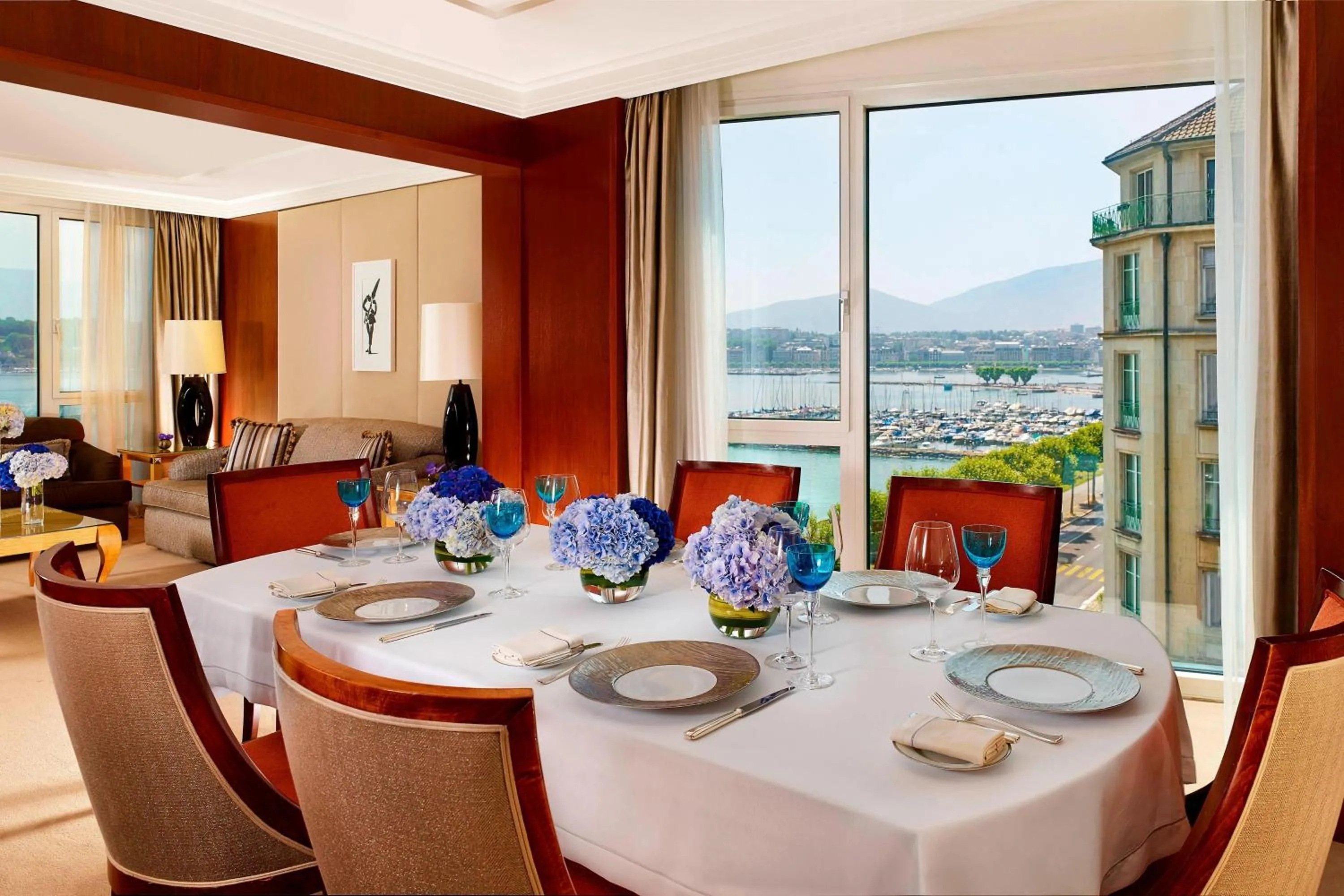 Photo of the whole room in Hotel President Wilson, a Luxury Collection Hotel, Geneva