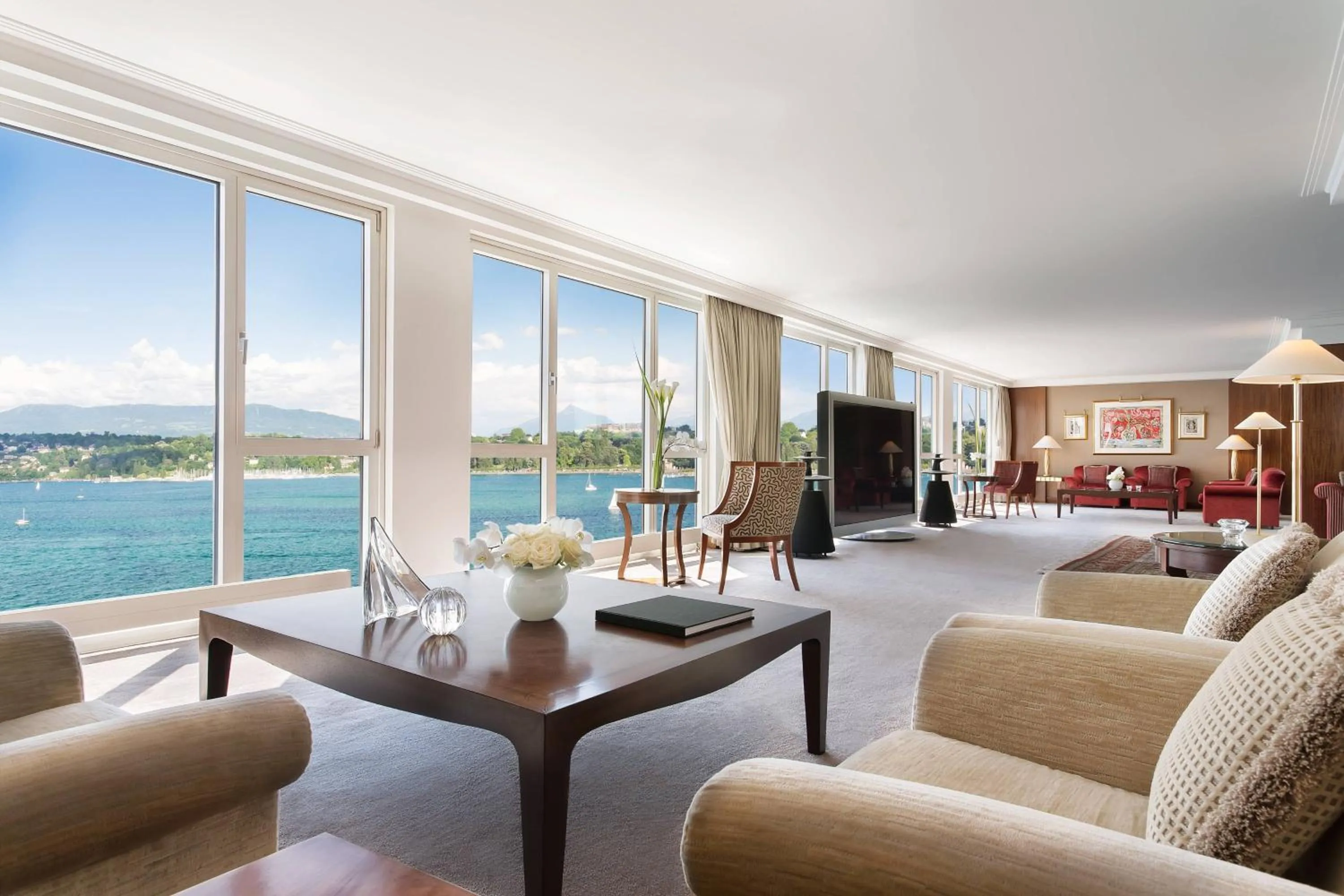 Living room in Hotel President Wilson, a Luxury Collection Hotel, Geneva