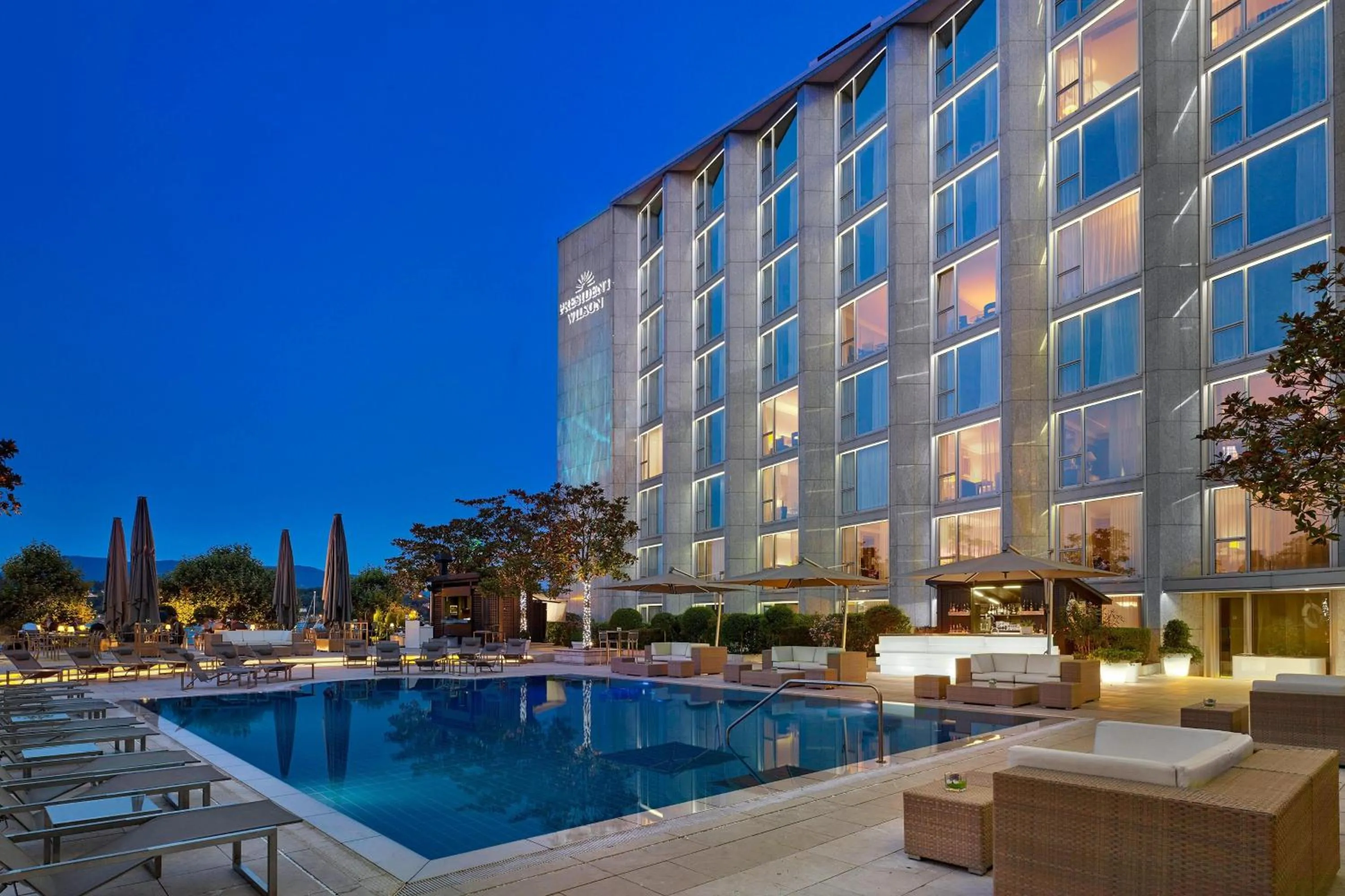 Area and facilities in Hotel President Wilson, a Luxury Collection Hotel, Geneva