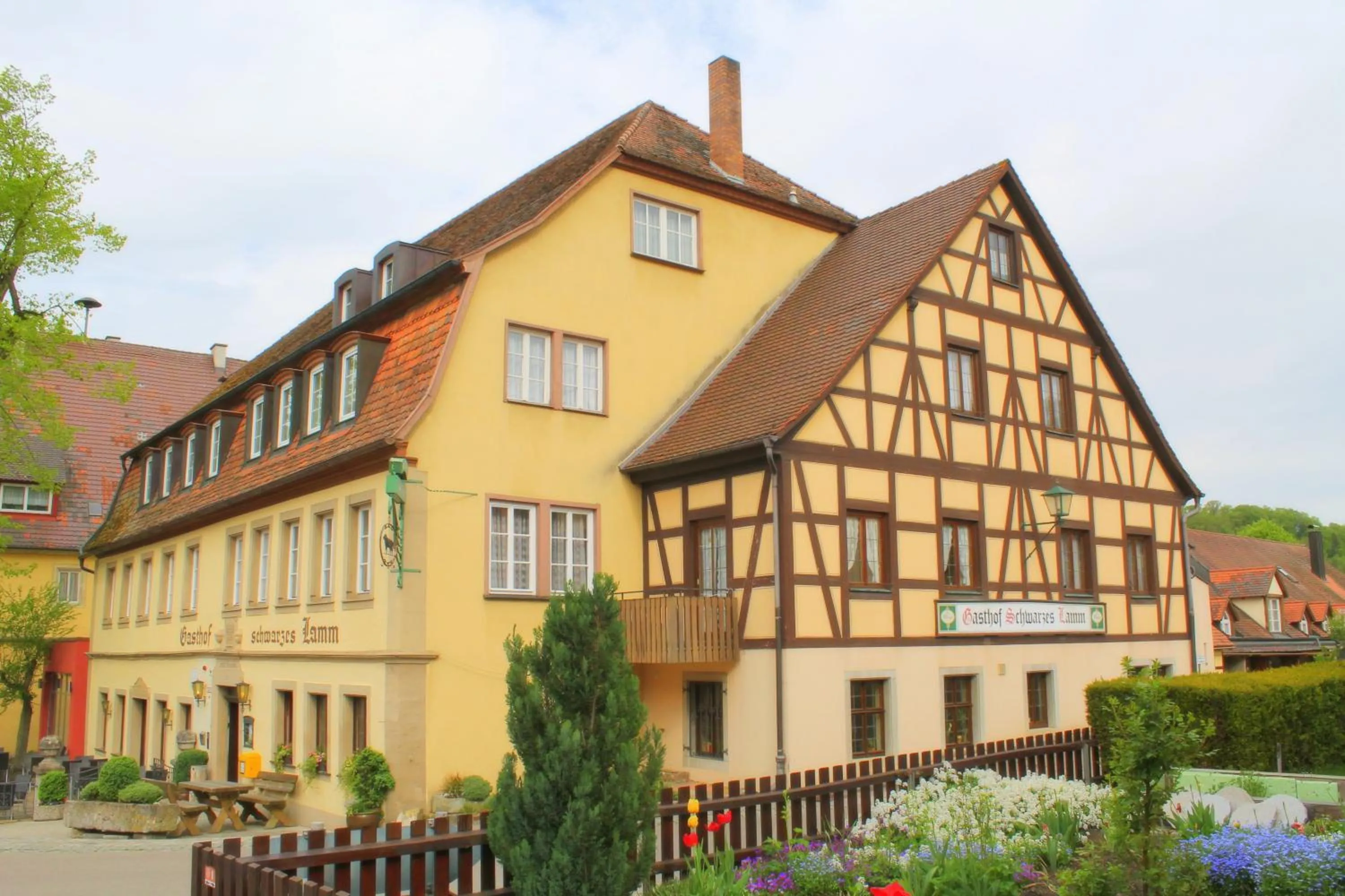 Property building in Schwarzes Lamm