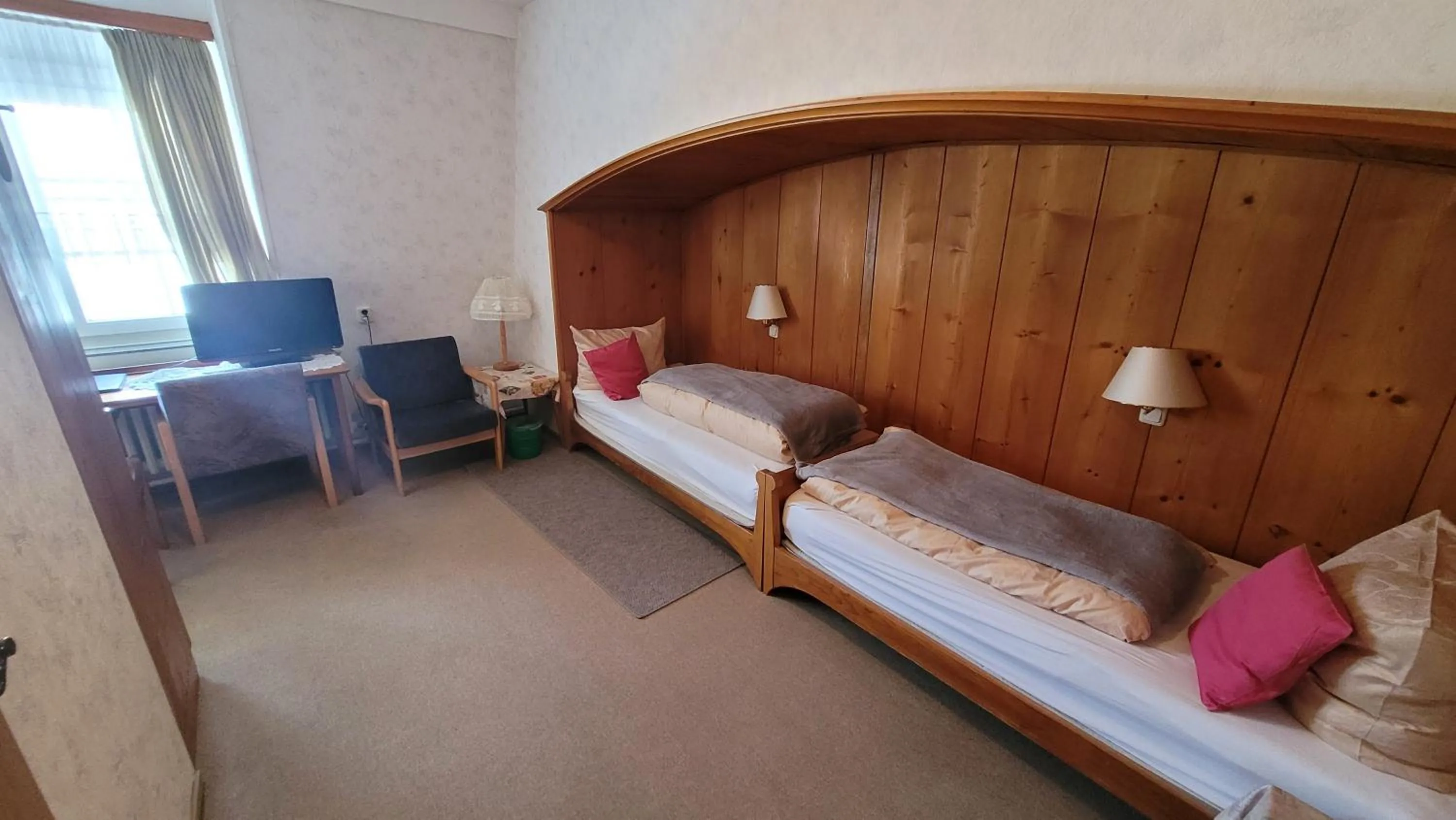 Bed in Schwarzes Lamm