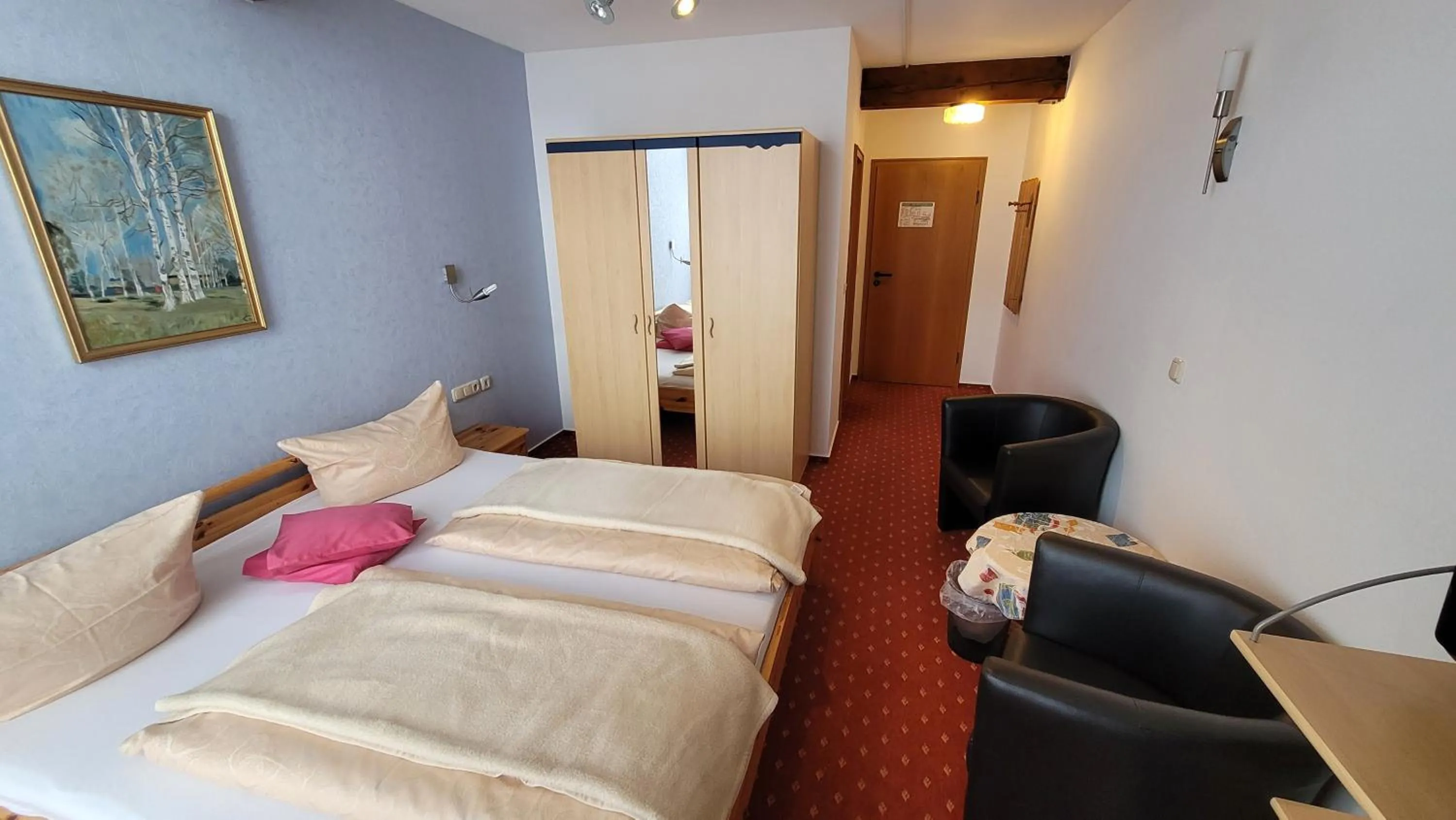 Bed in Schwarzes Lamm