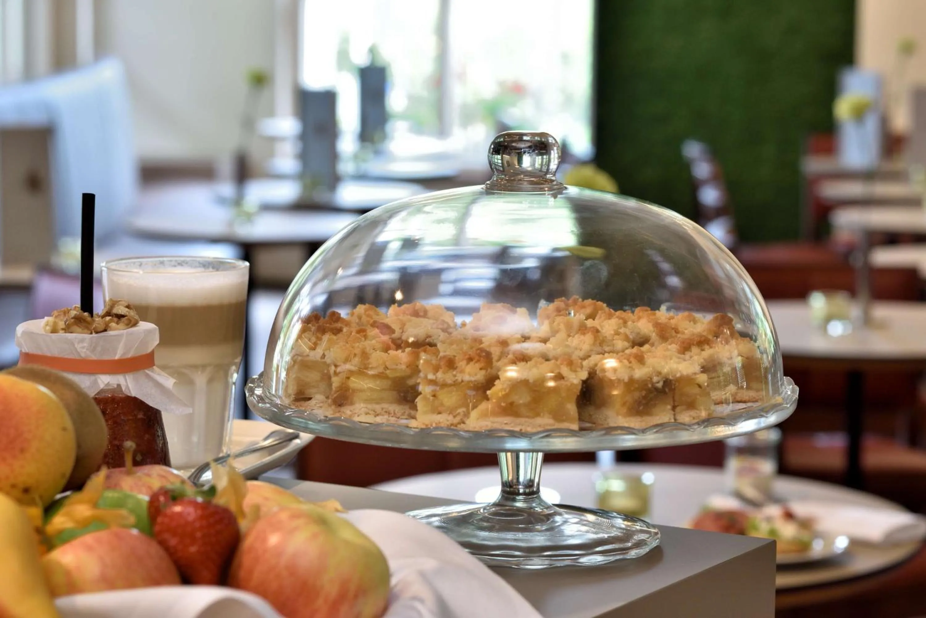 Food and drinks in Best Western Premier Hotel Villa Stokkum