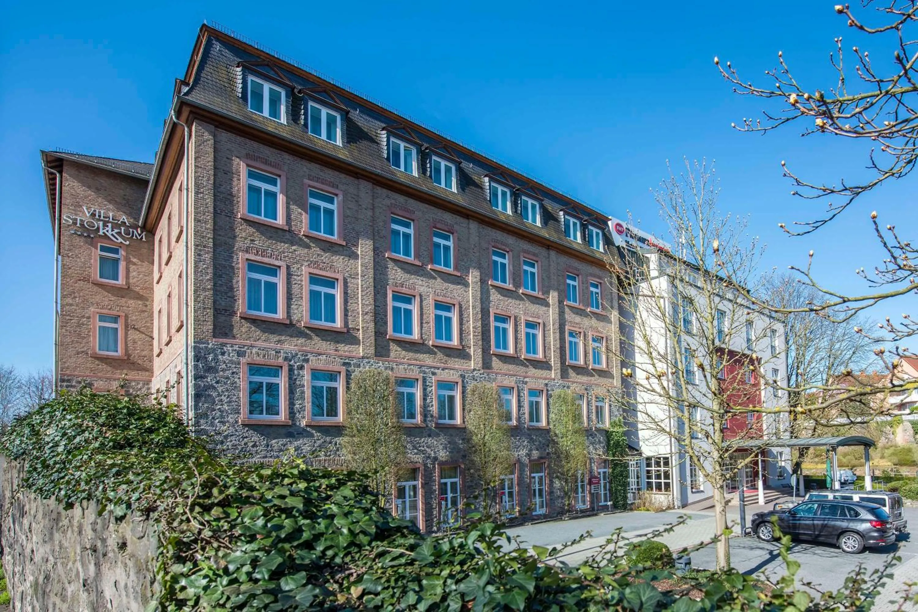 Property building in Best Western Premier Hotel Villa Stokkum